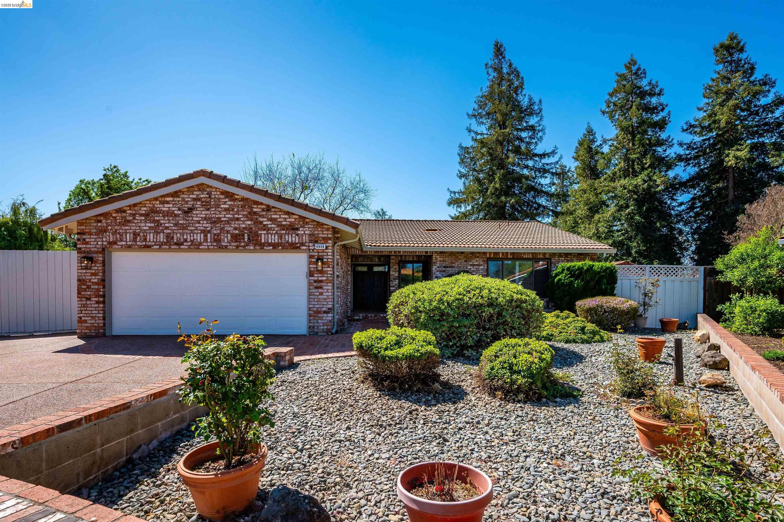 4858 Funston Gate Ct
