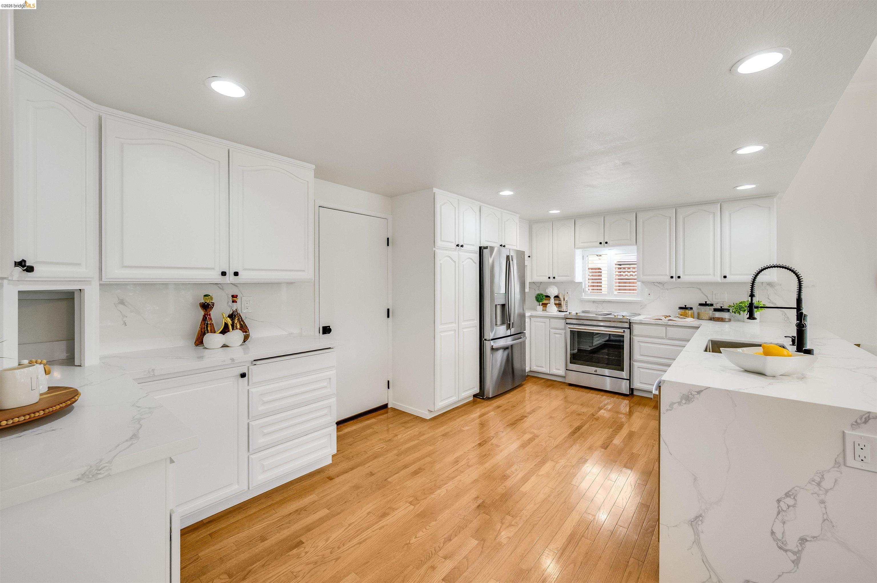 4858 Funston Gate Ct