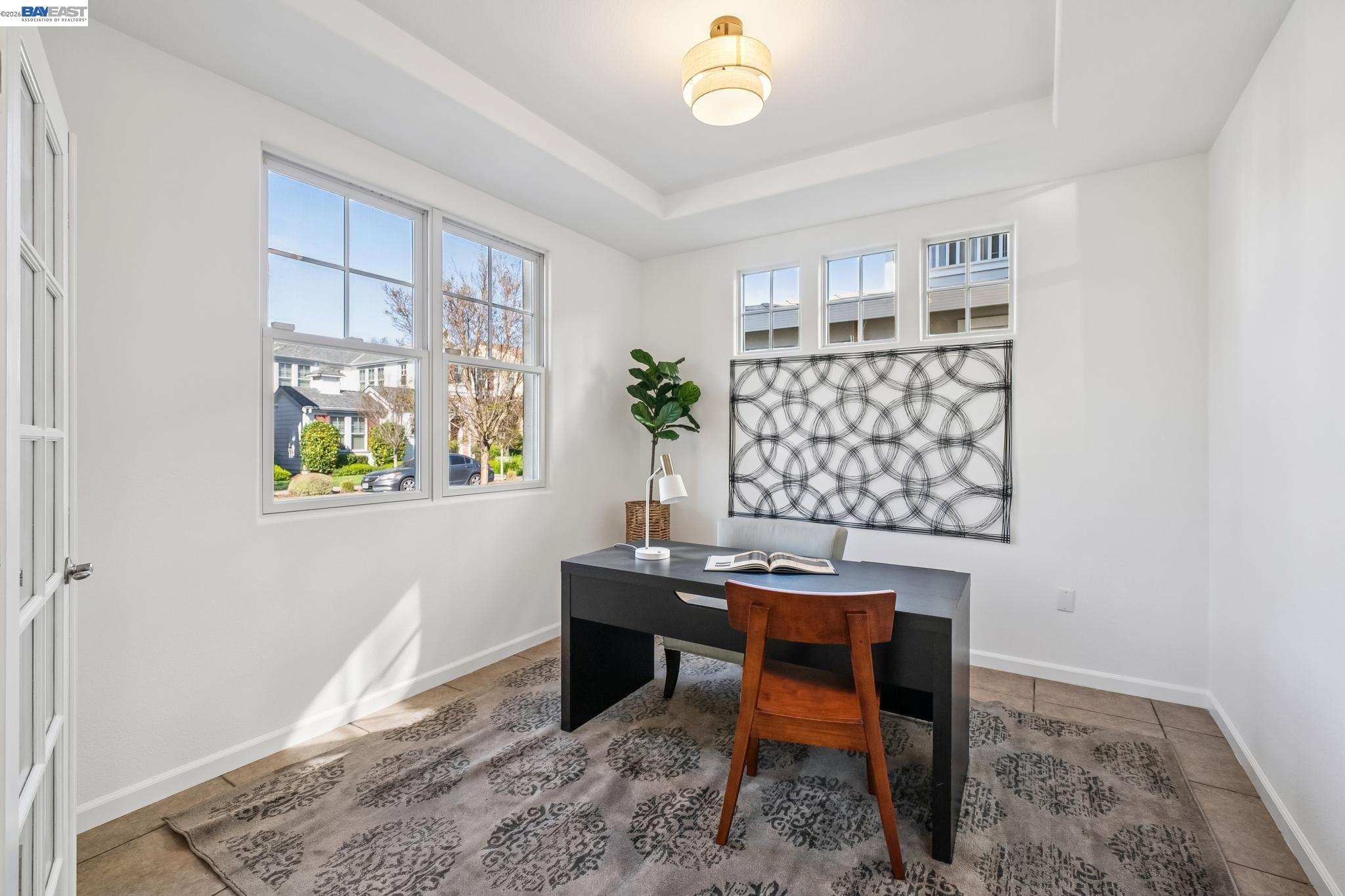 220 Hollister Avenue