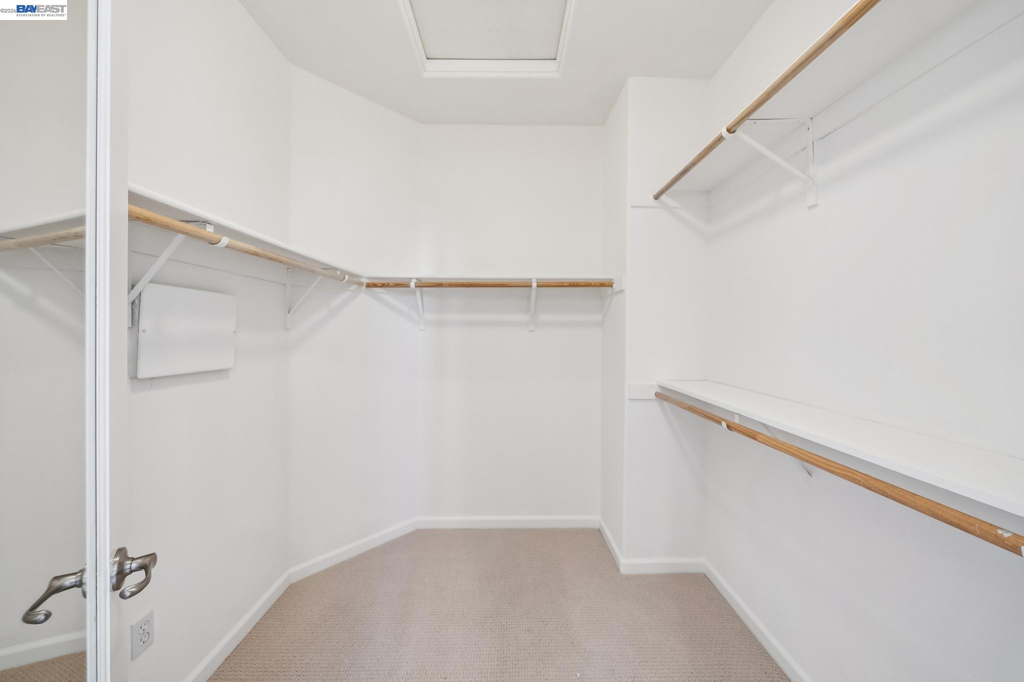 220 Hollister Avenue