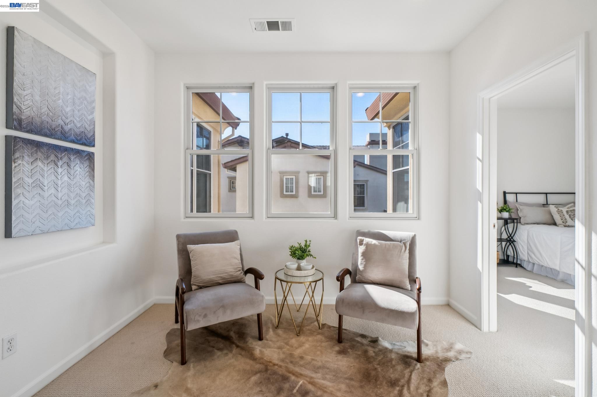 220 Hollister Avenue