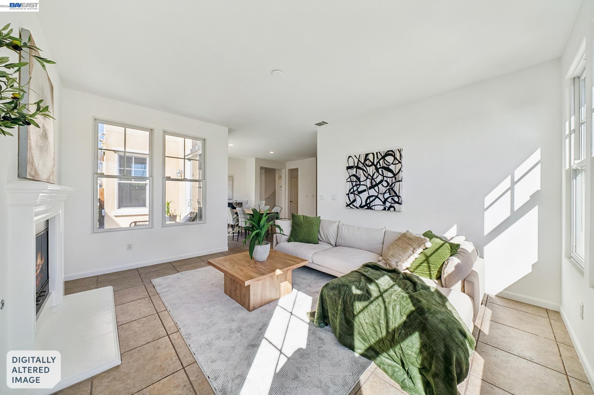 220 Hollister Avenue