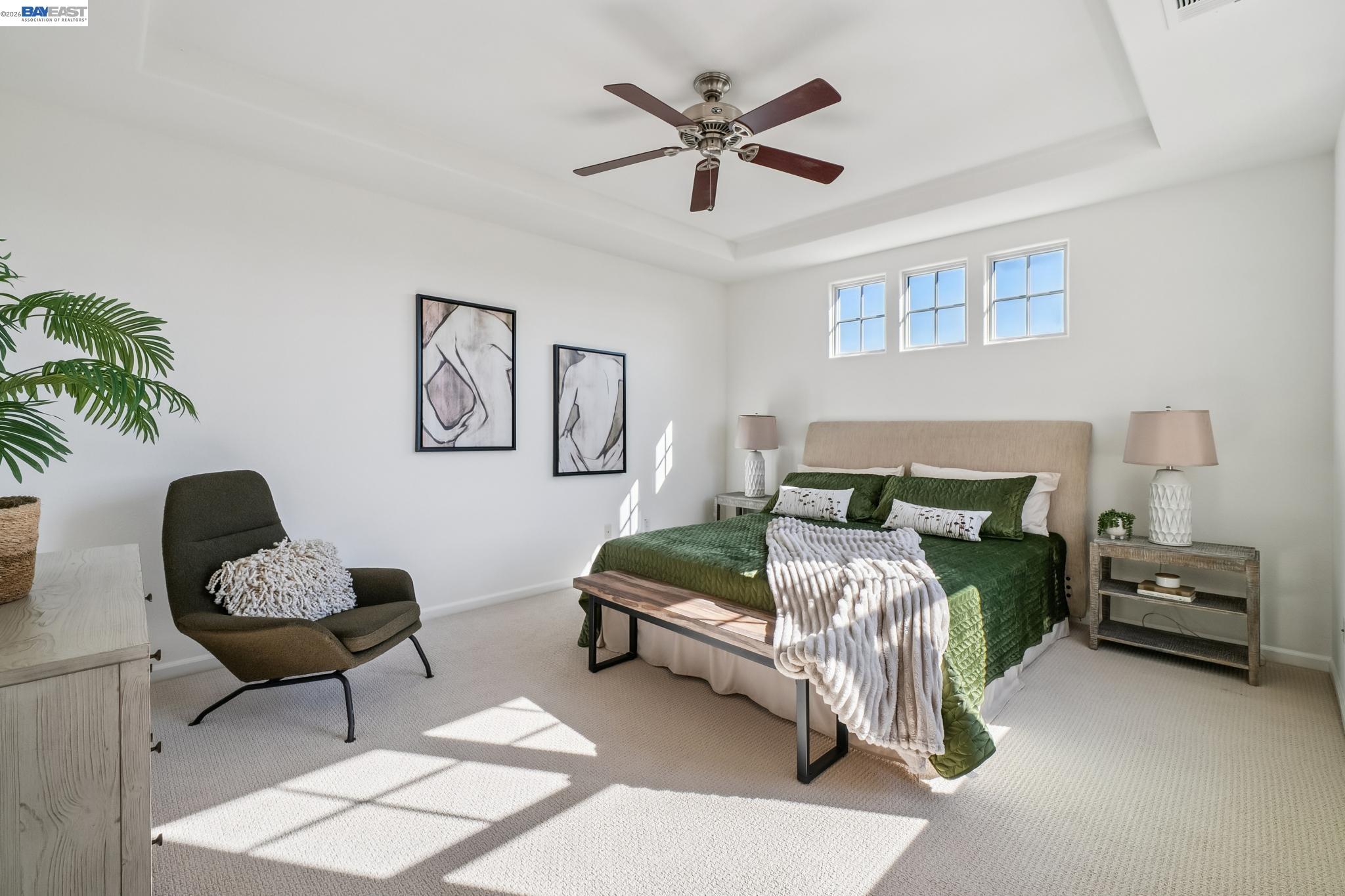 220 Hollister Avenue