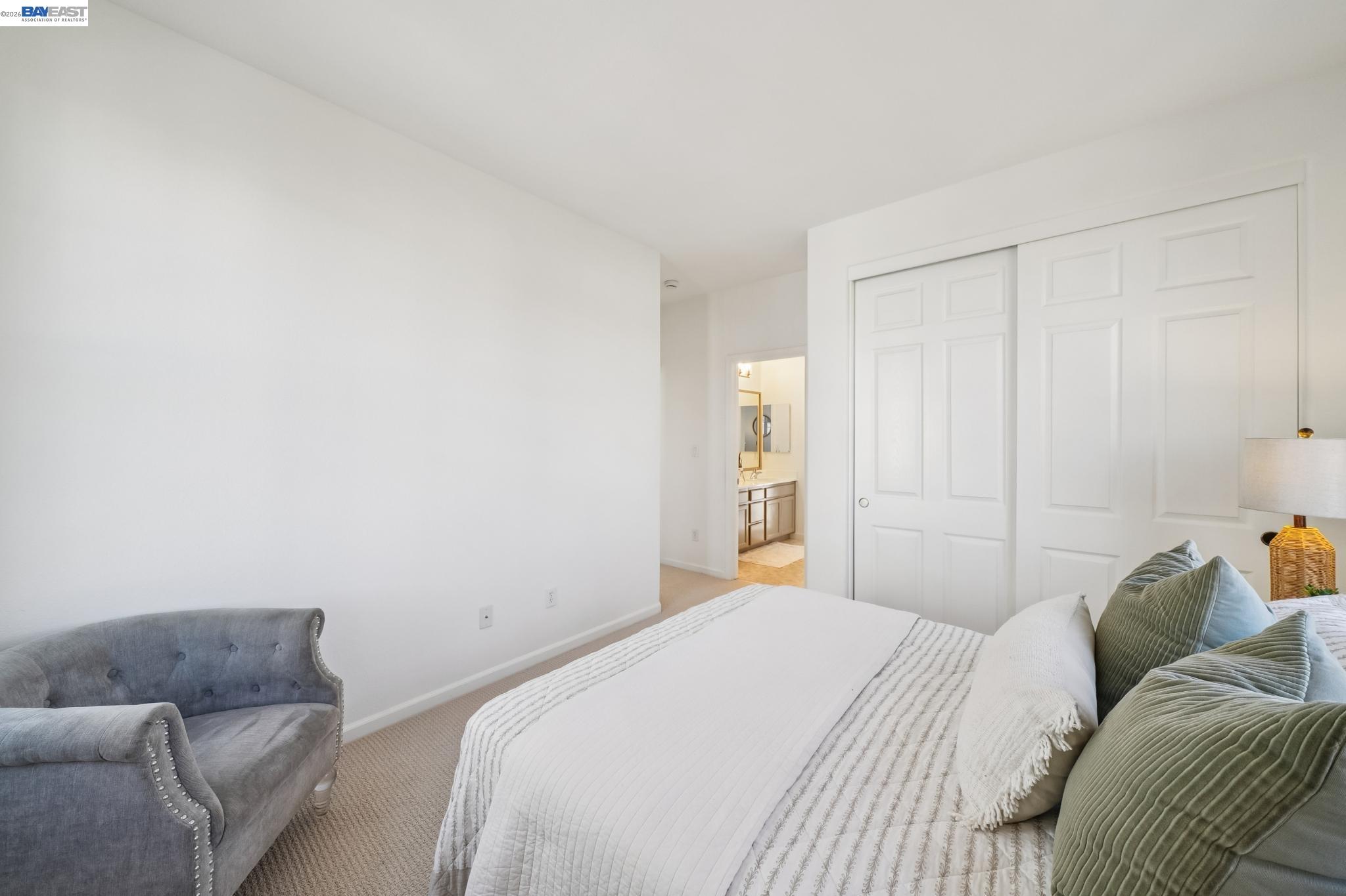 220 Hollister Avenue