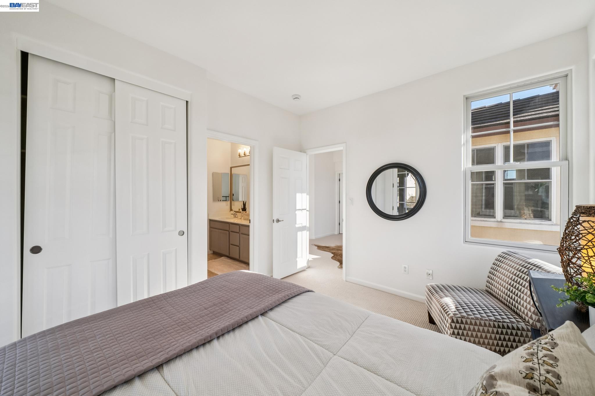 220 Hollister Avenue