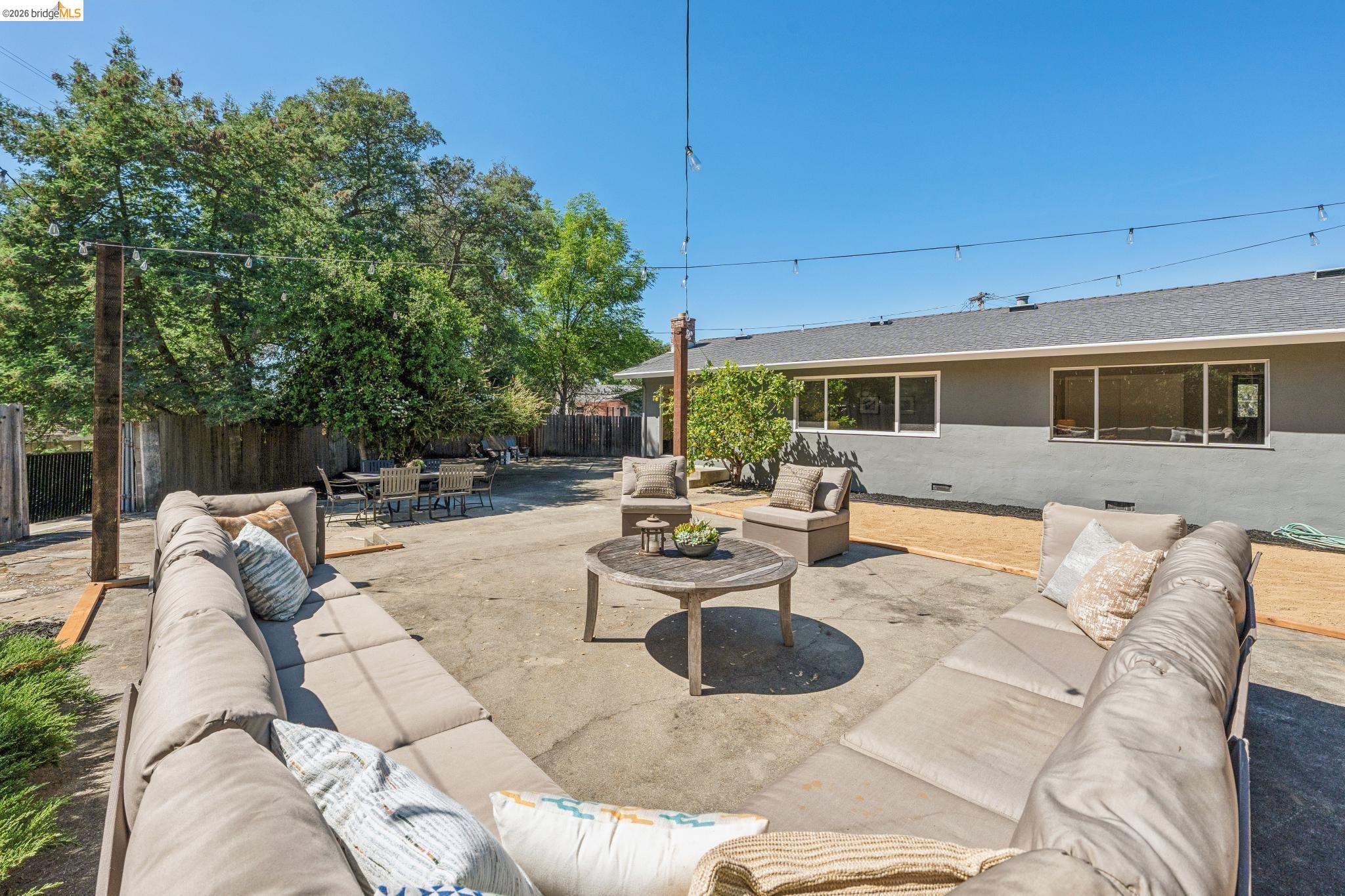 2751 Perlita Ct