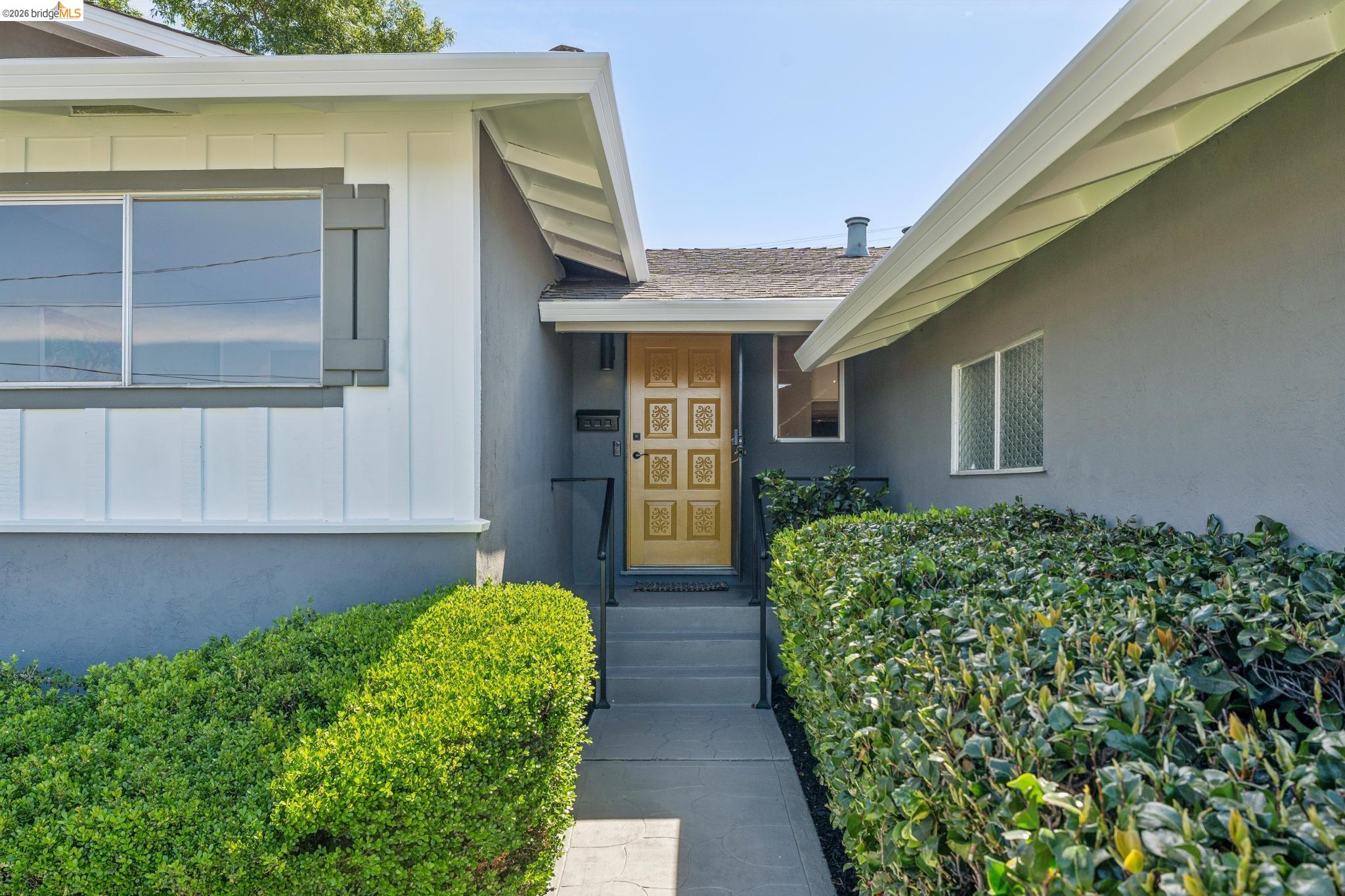 2751 Perlita Ct
