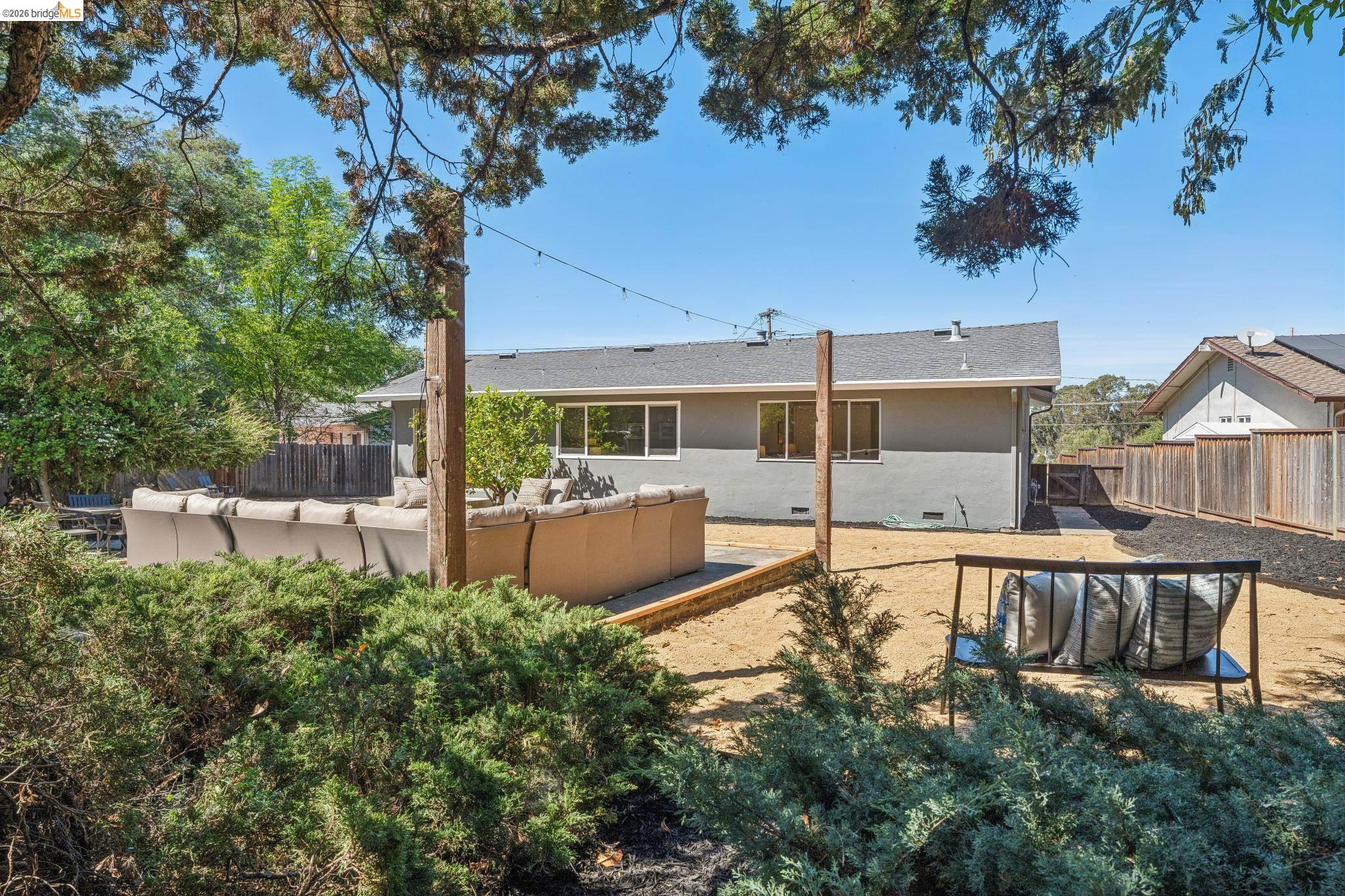 2751 Perlita Ct