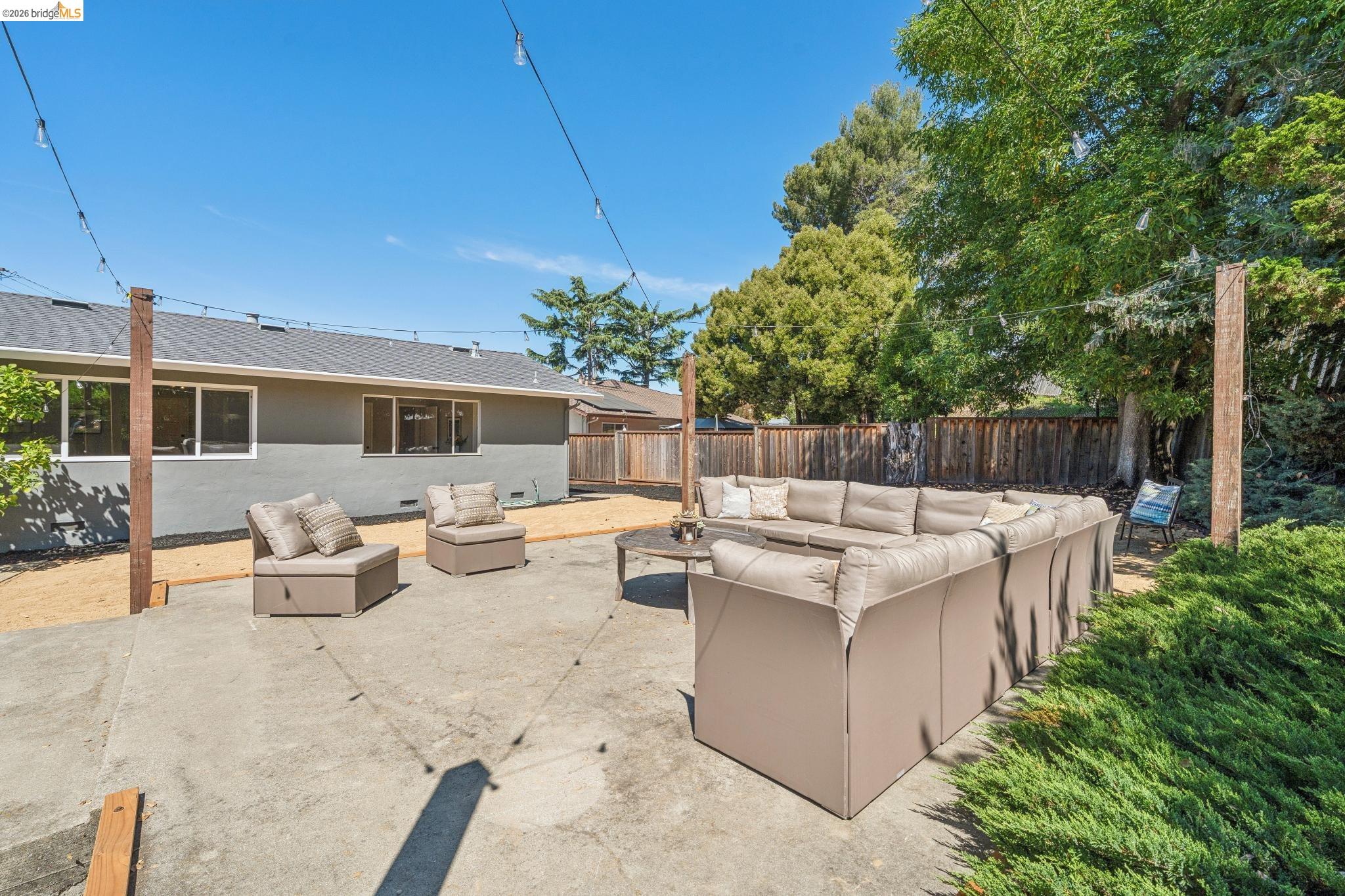 2751 Perlita Ct