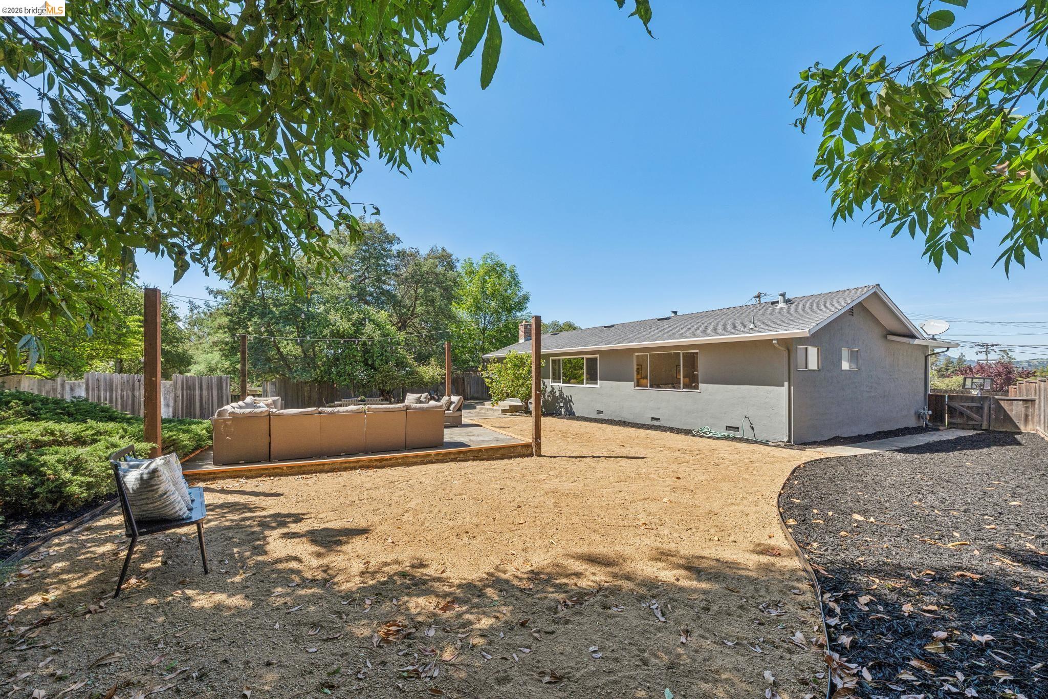 2751 Perlita Ct