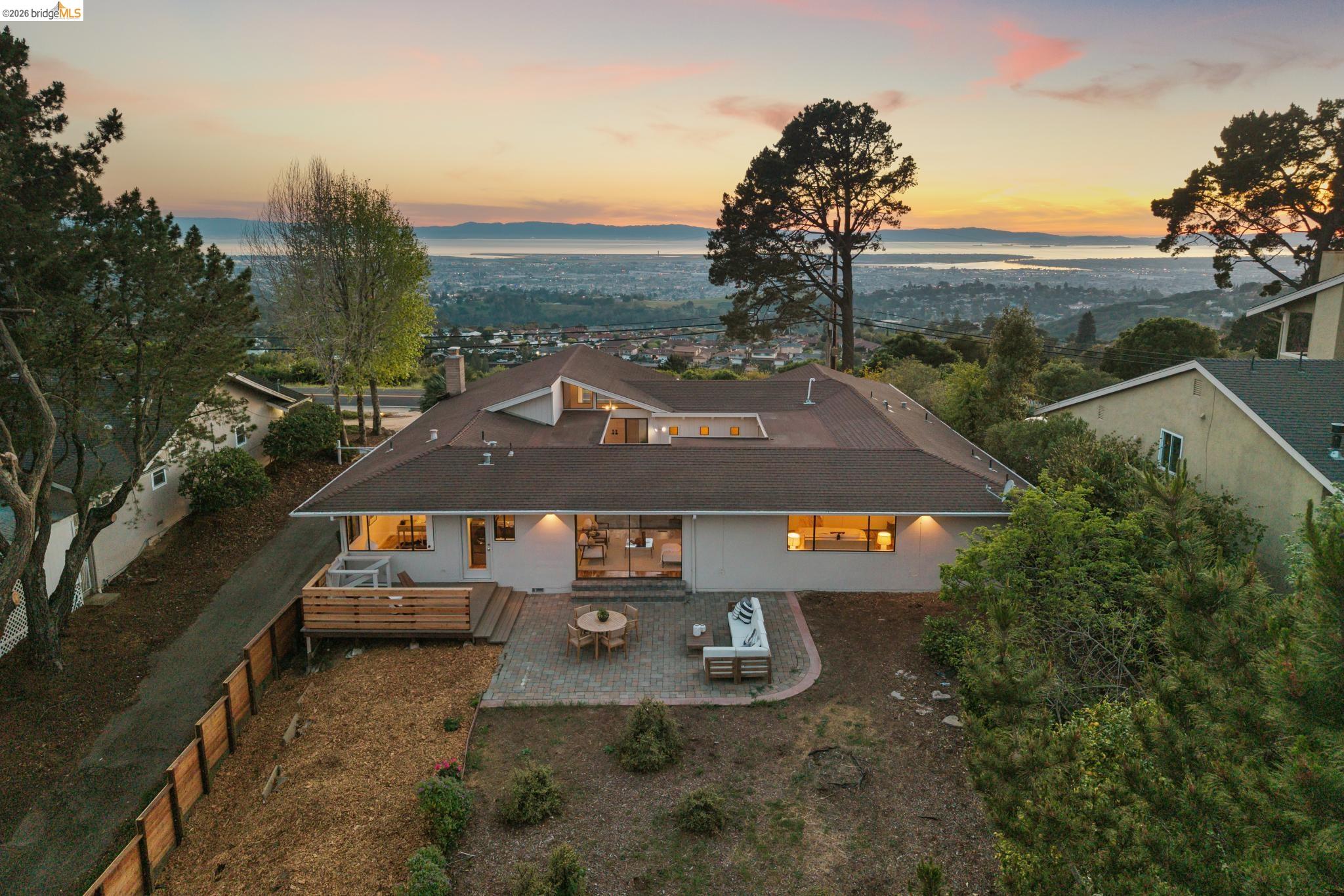 14300 Skyline Blvd