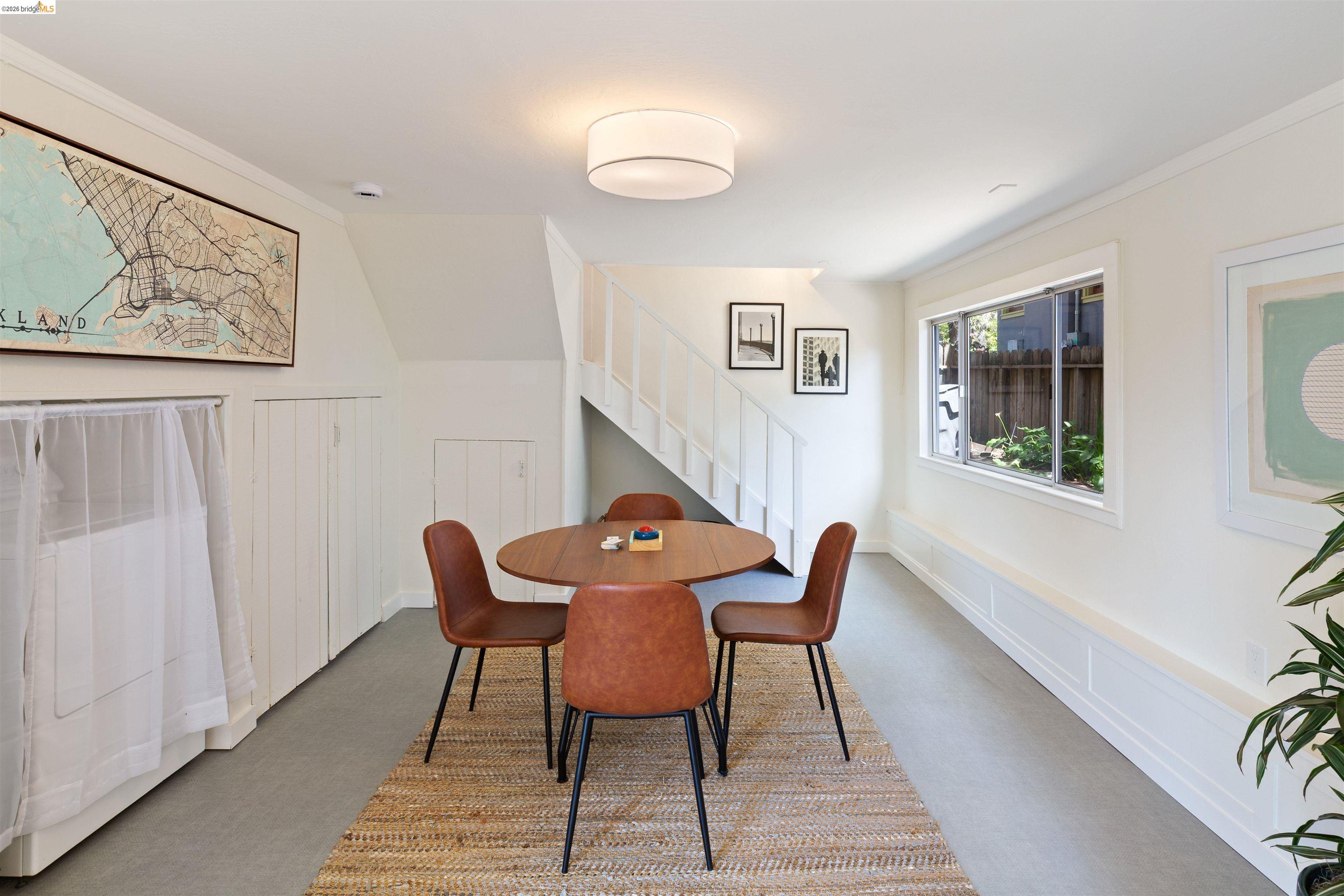 33 Ramona Ave