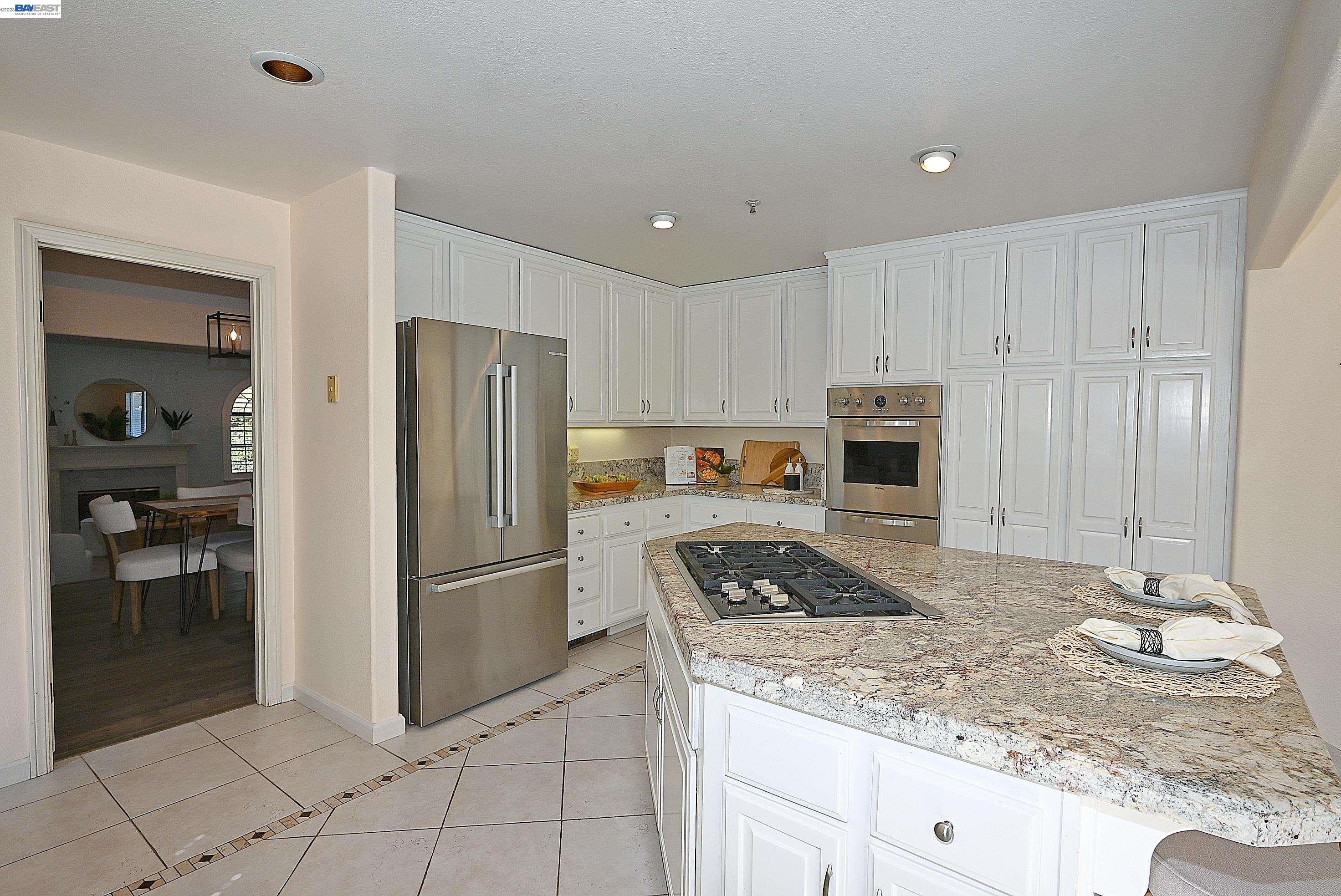 16 McNamara Ln