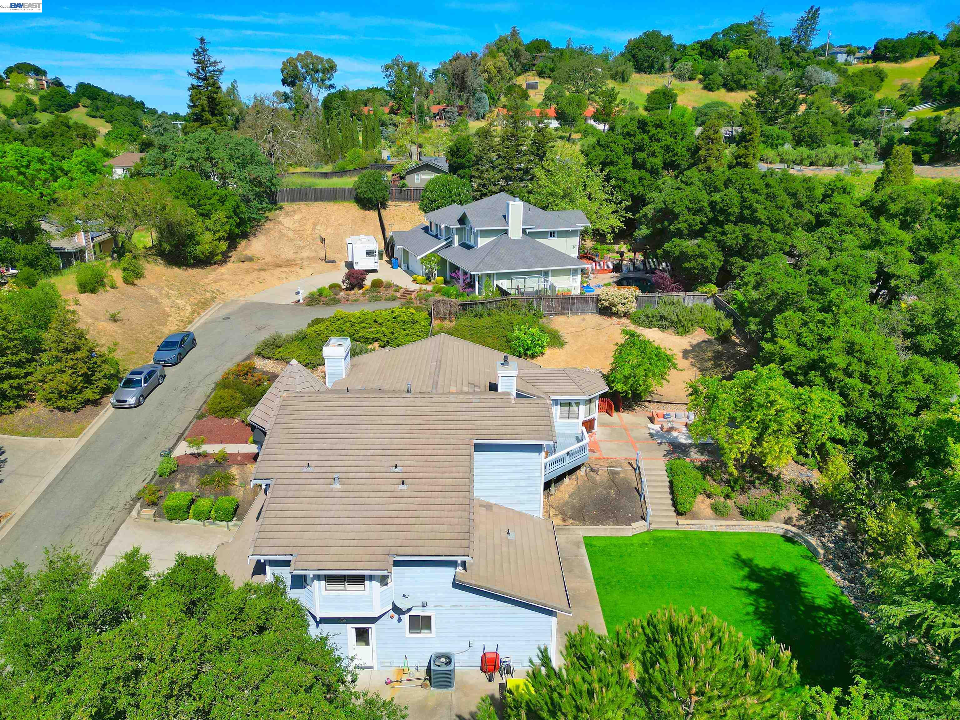 16 McNamara Ln