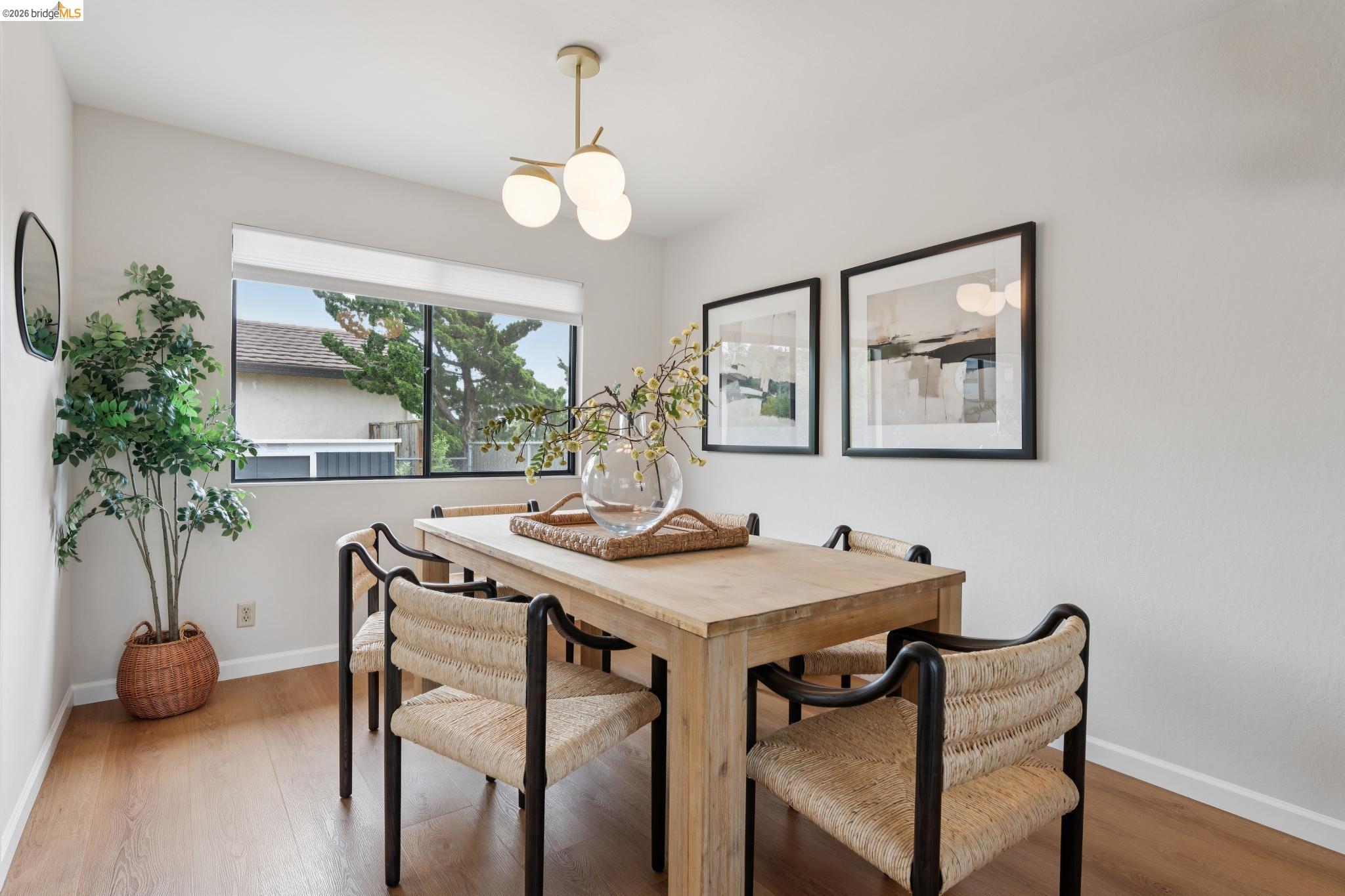 5200 Pinecrest Drive