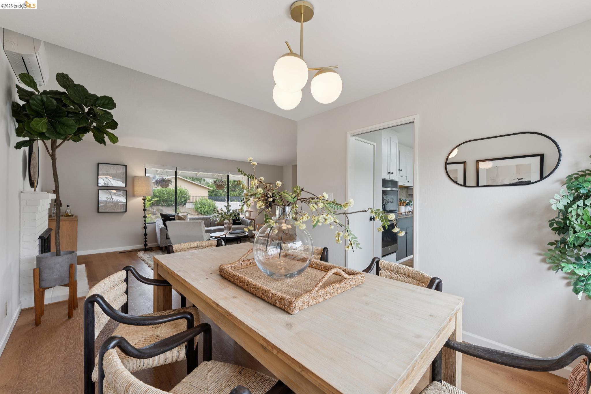 5200 Pinecrest Drive