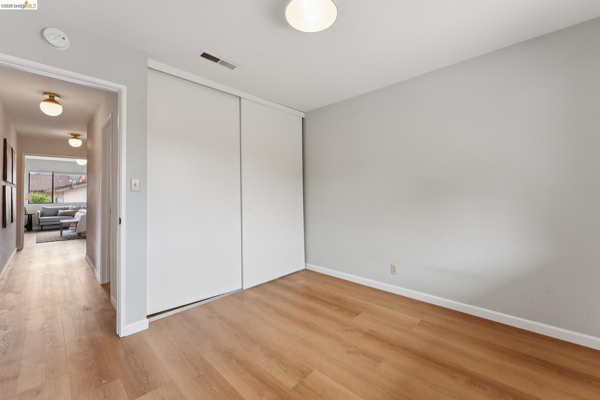 5200 Pinecrest Drive
