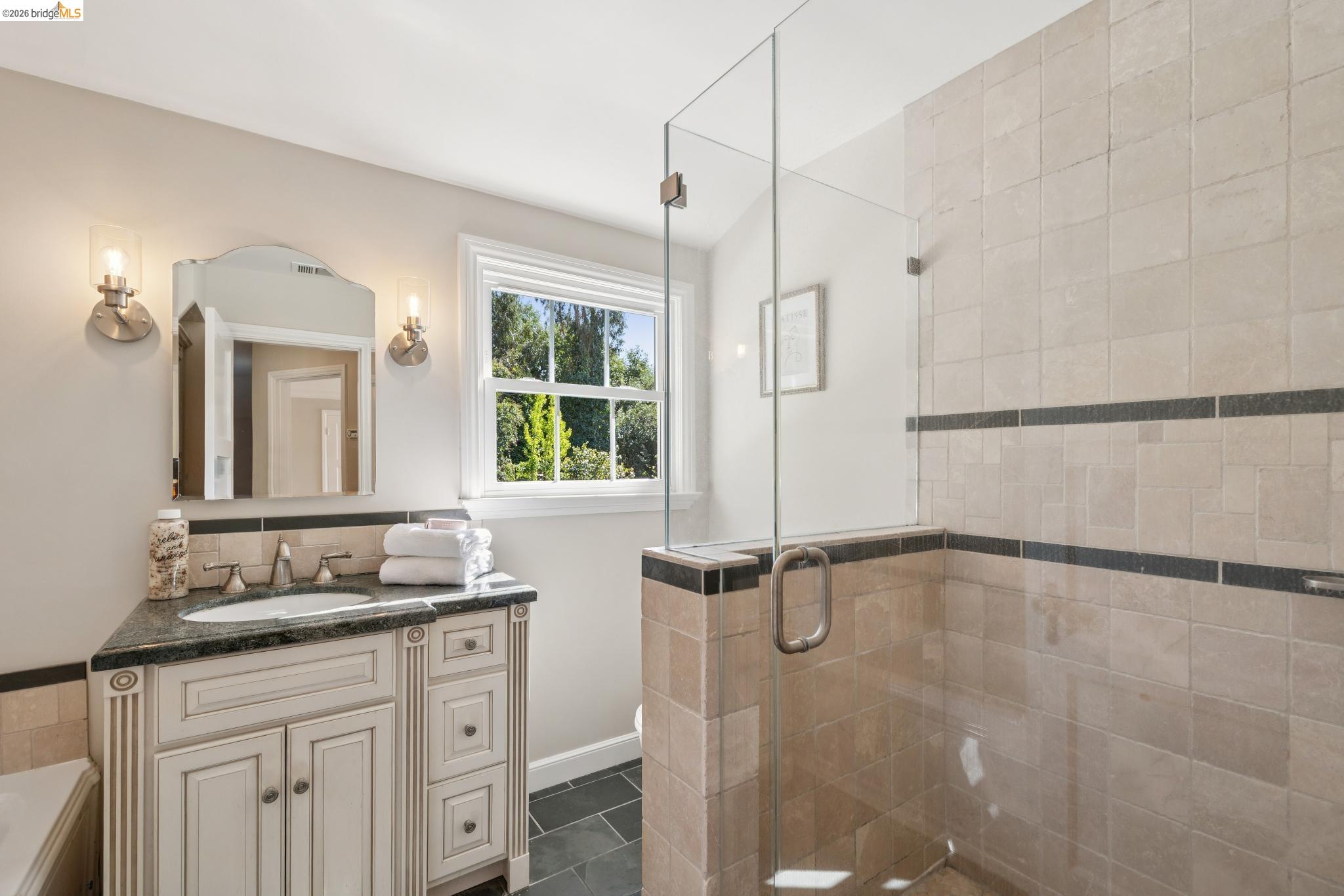 1193 Glen Dr.