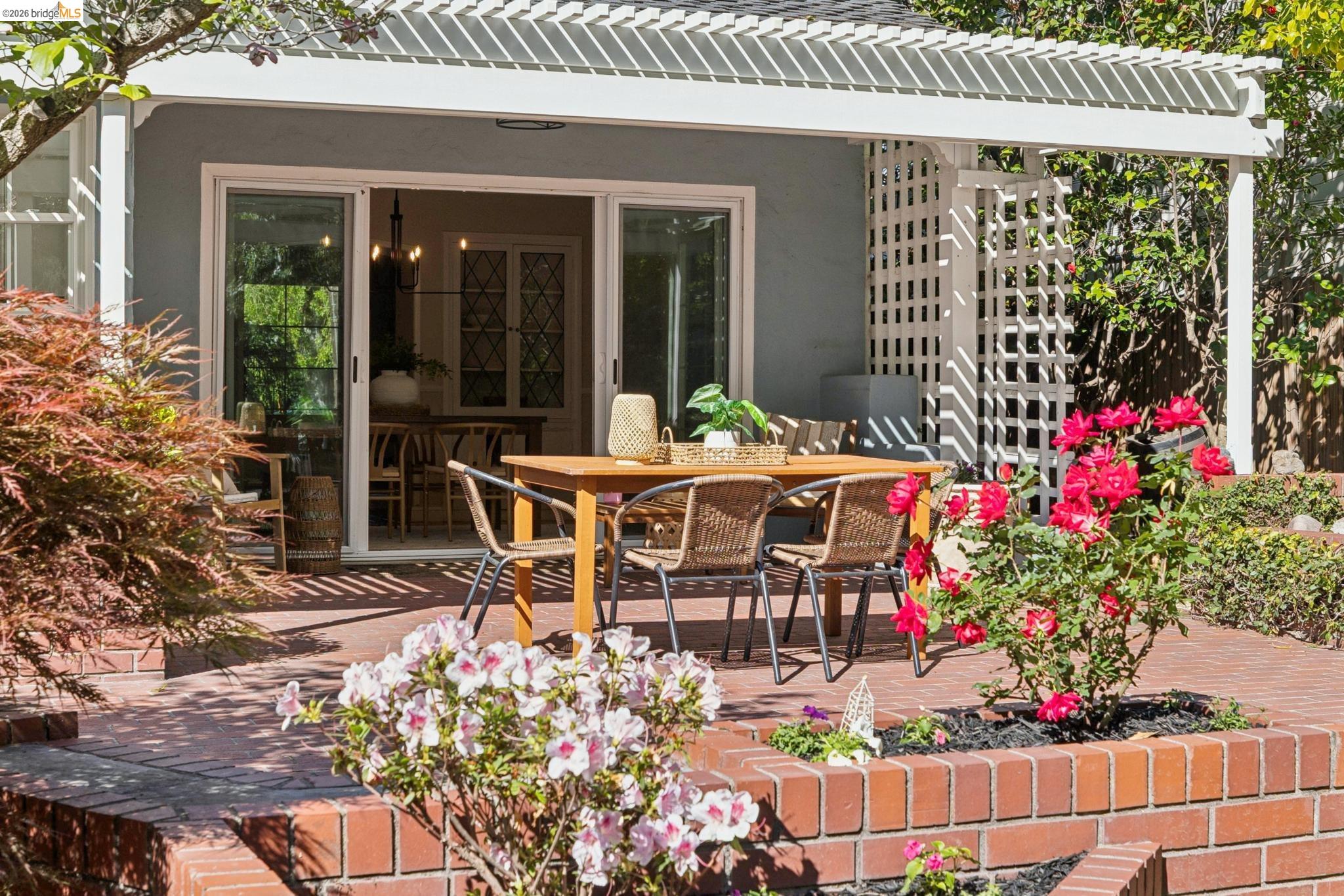 1193 Glen Dr.