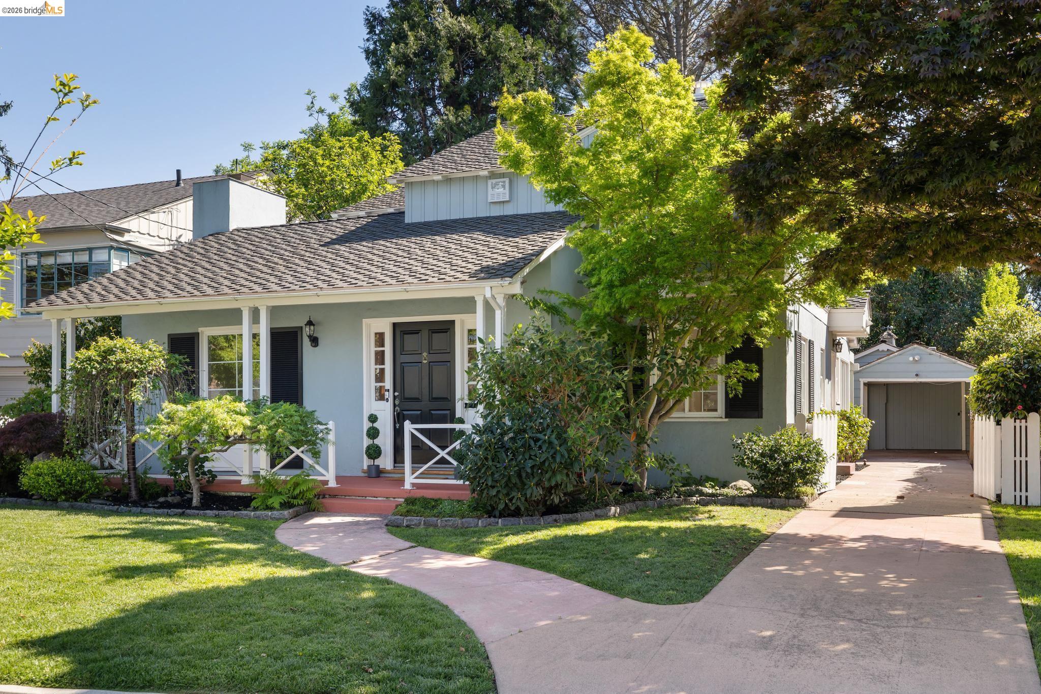 1193 Glen Dr.