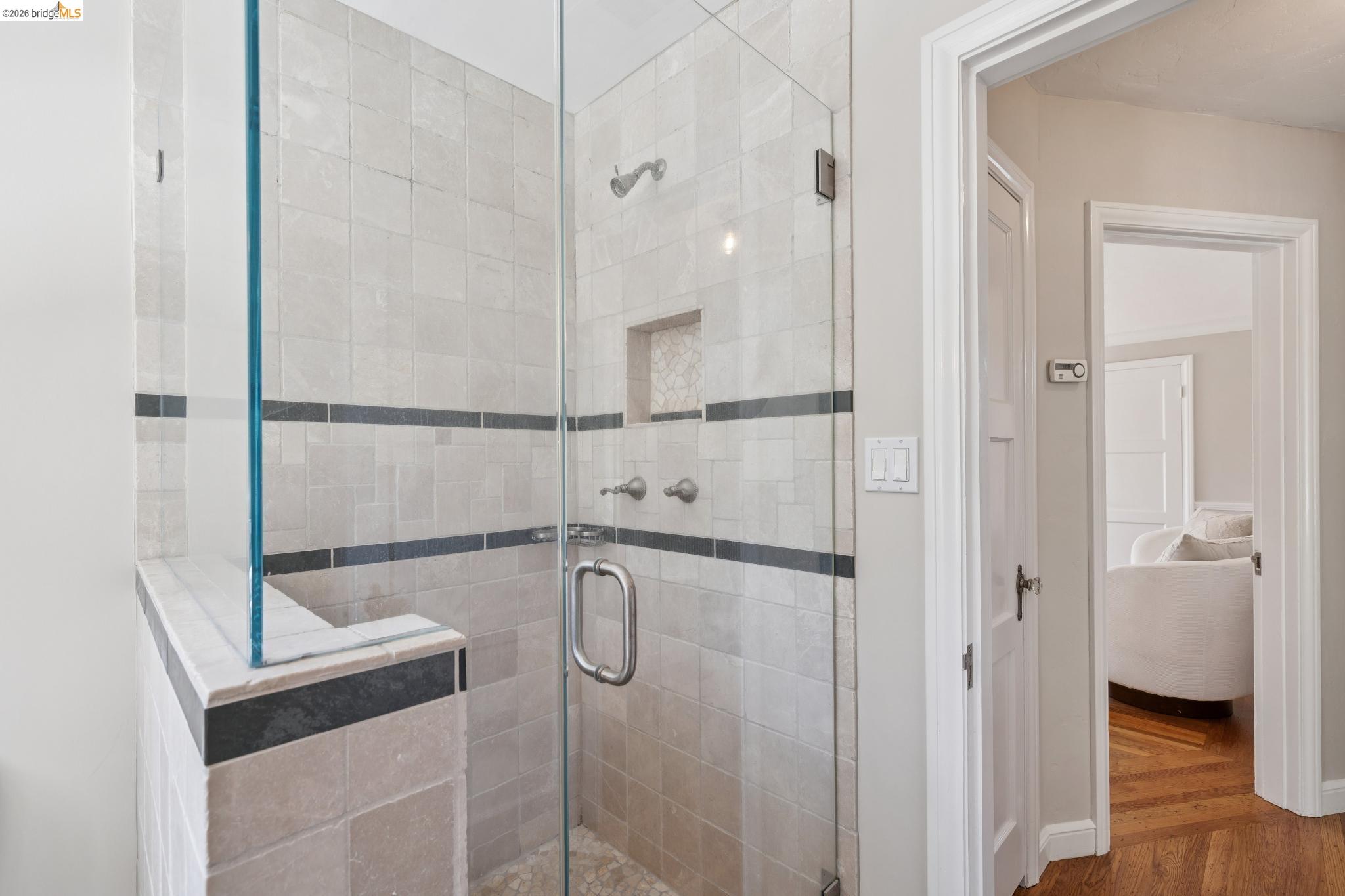 1193 Glen Dr.