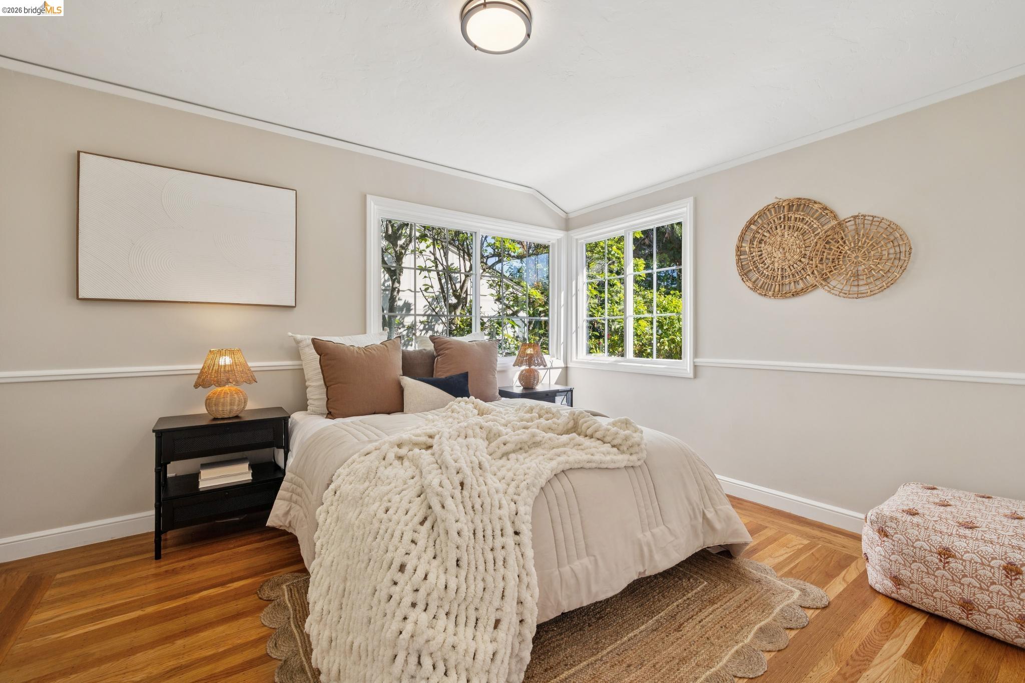 1193 Glen Dr.
