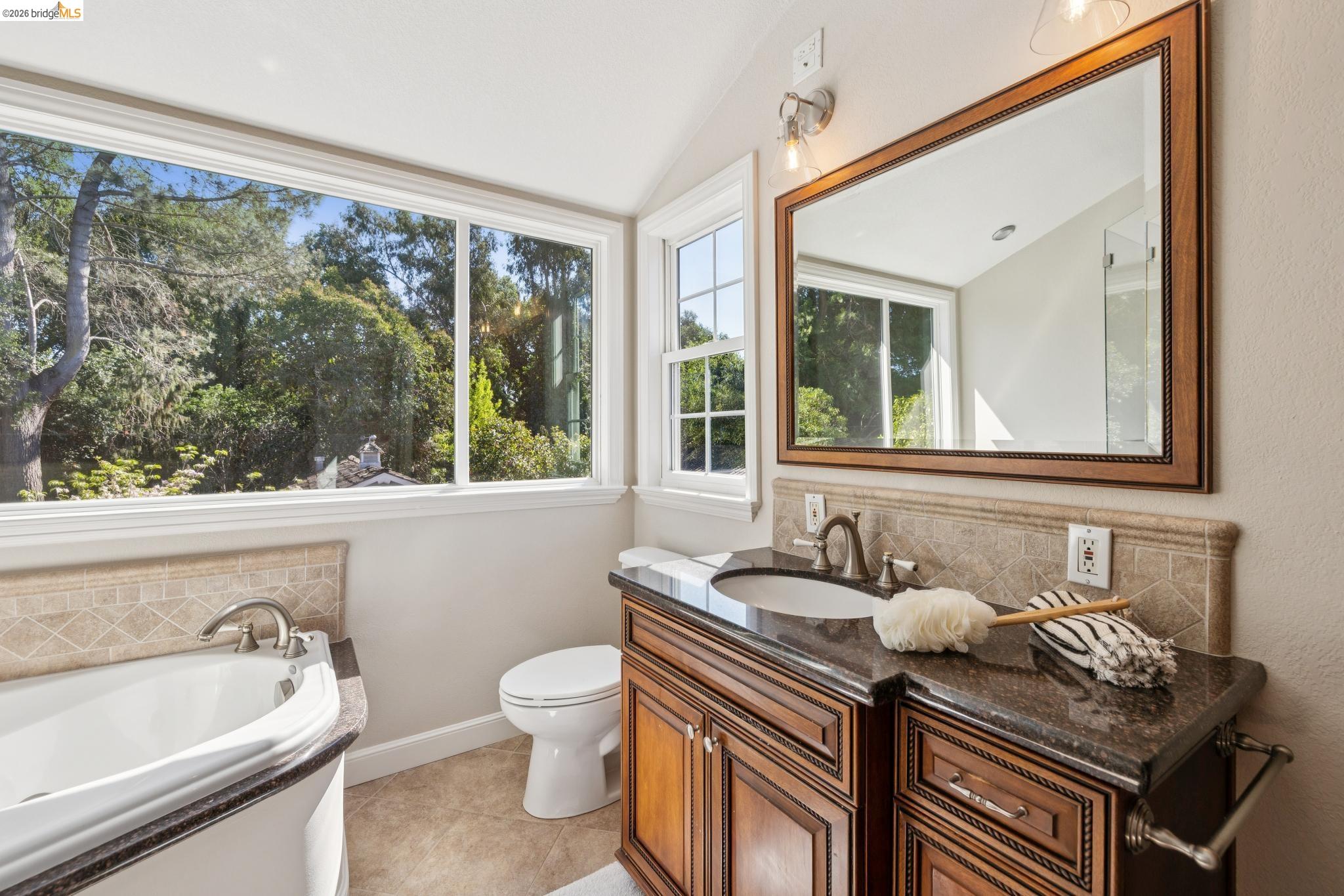 1193 Glen Dr.