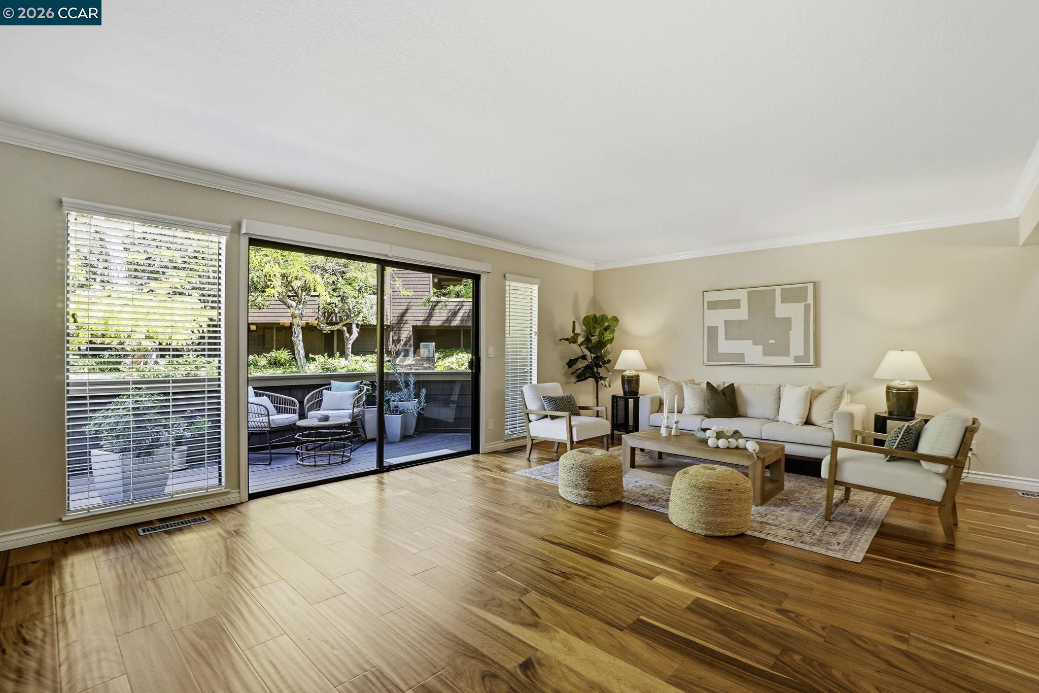 21 Royston Walk