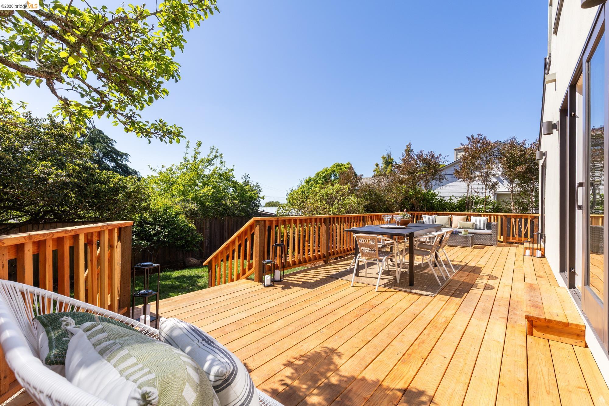 260 Grizzly Peak Blvd