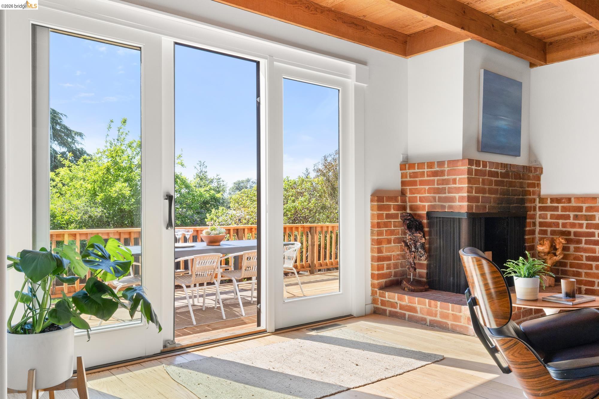 260 Grizzly Peak Blvd