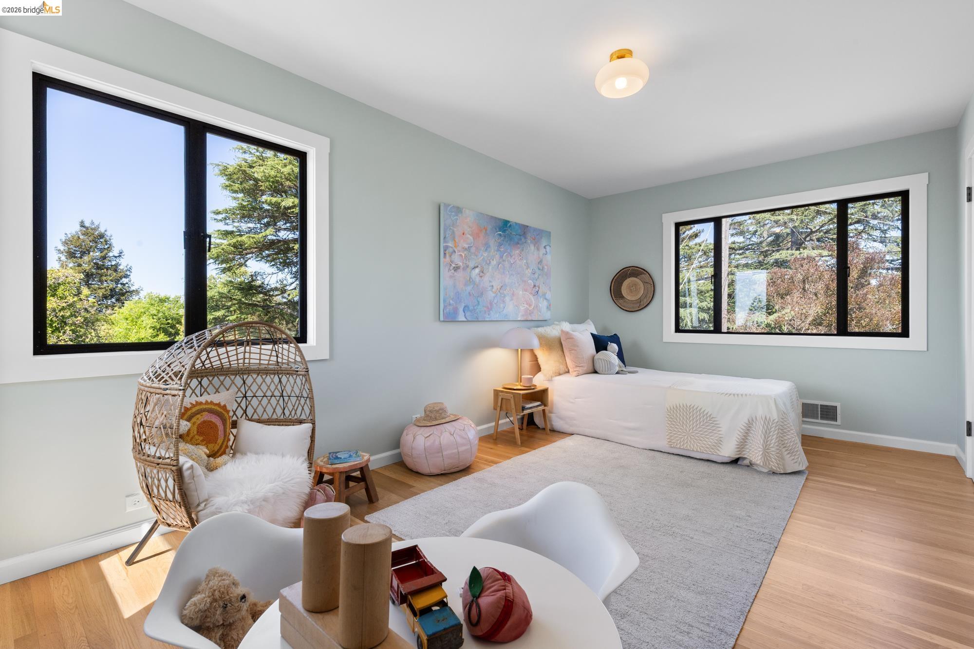 260 Grizzly Peak Blvd