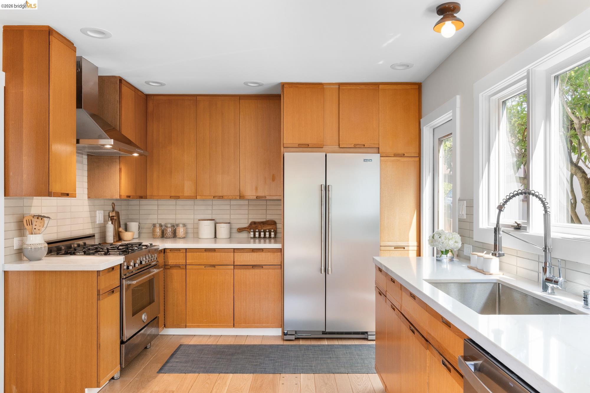 260 Grizzly Peak Blvd