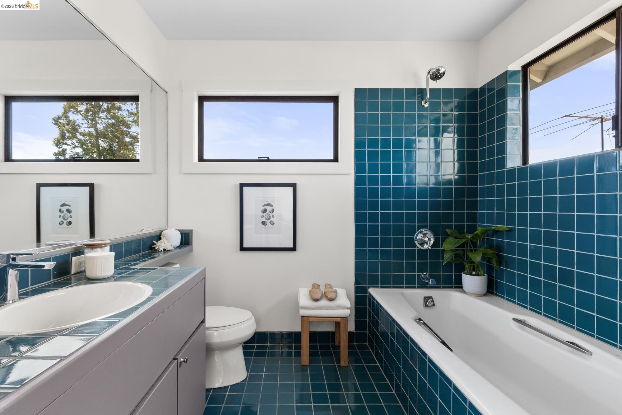 260 Grizzly Peak Blvd