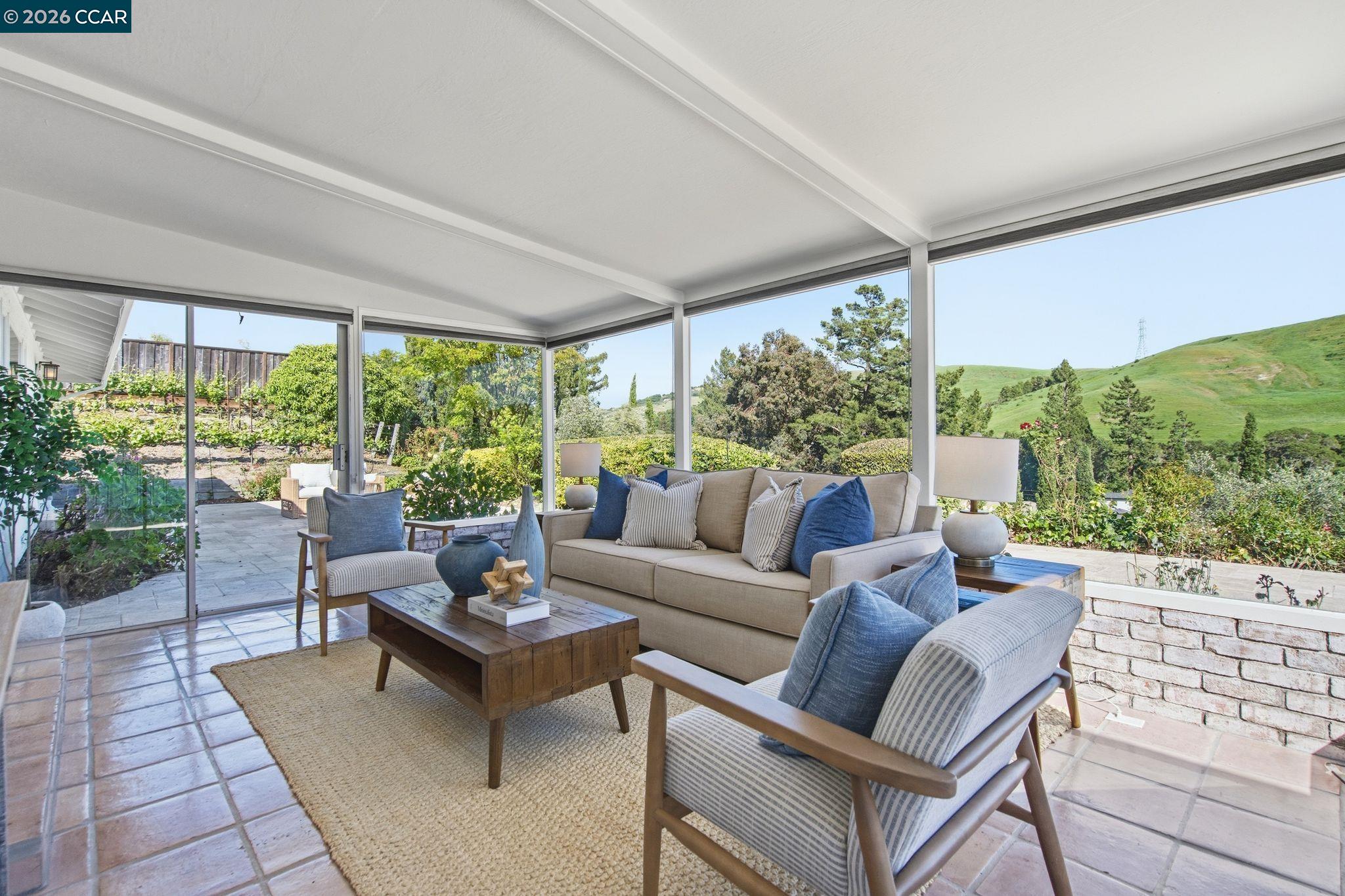 91 Shuey Dr