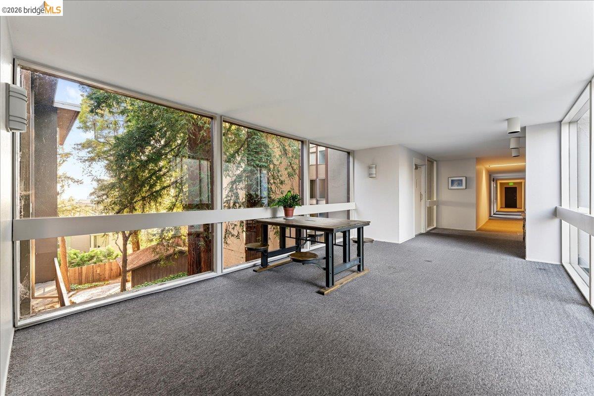 323 Monte Vista Ave # 210