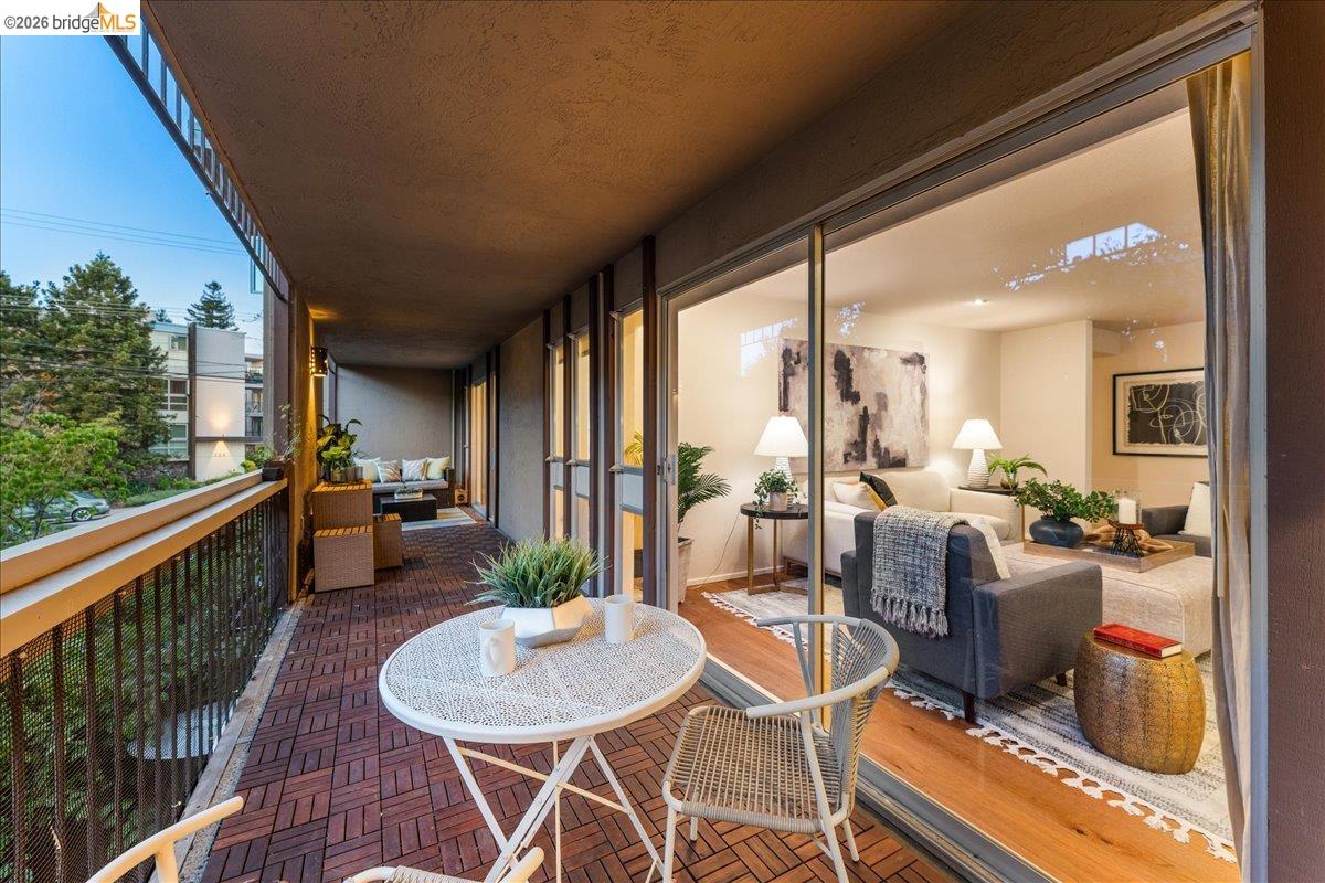 323 Monte Vista Ave # 210