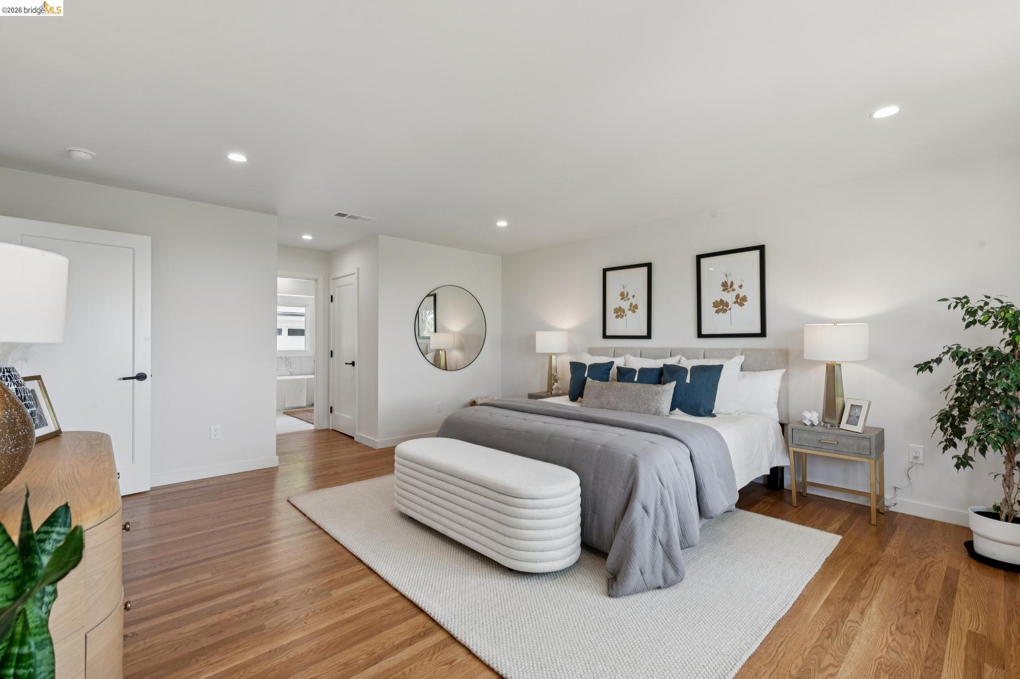 246 Pershing Dr