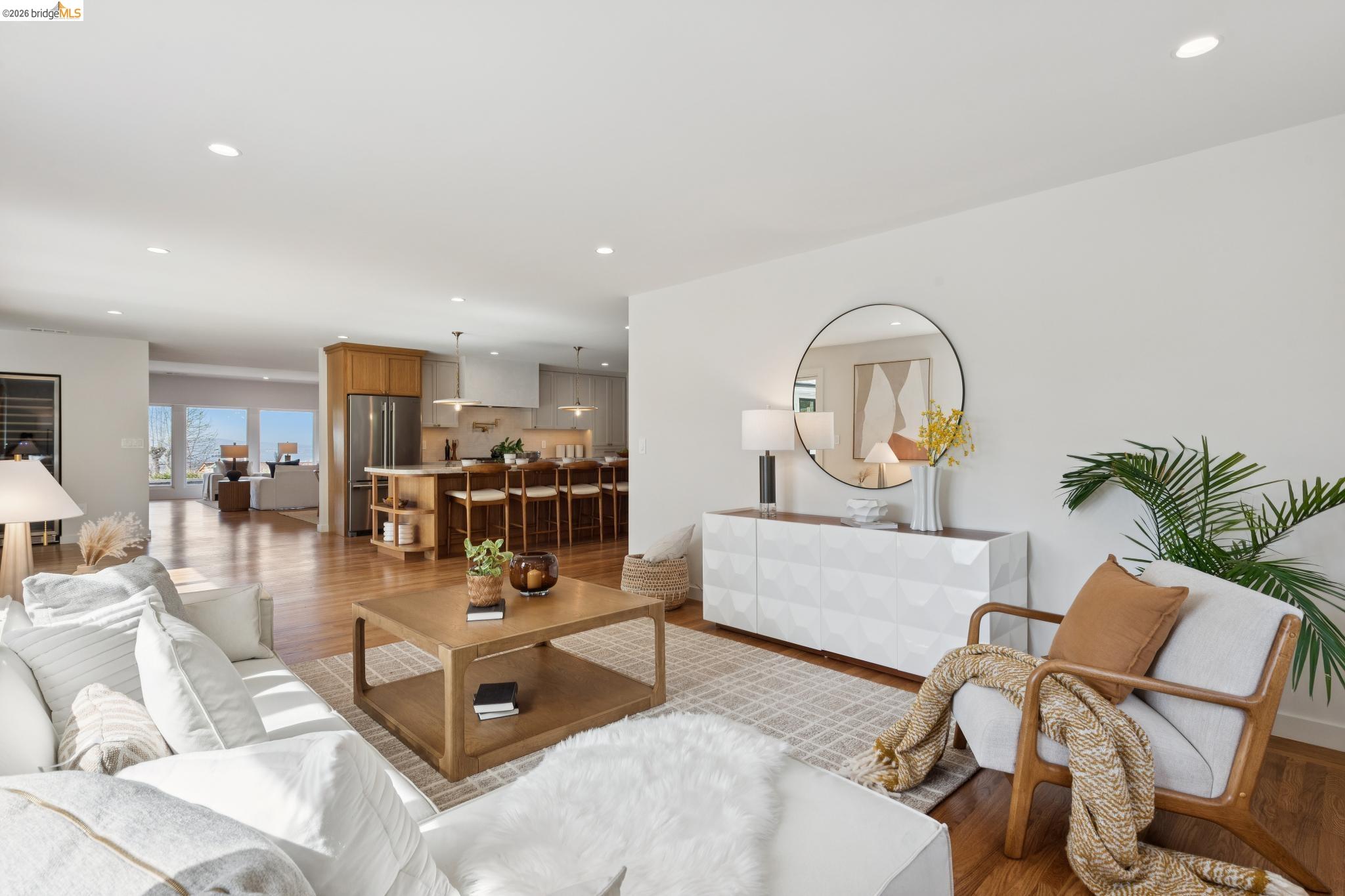246 Pershing Dr