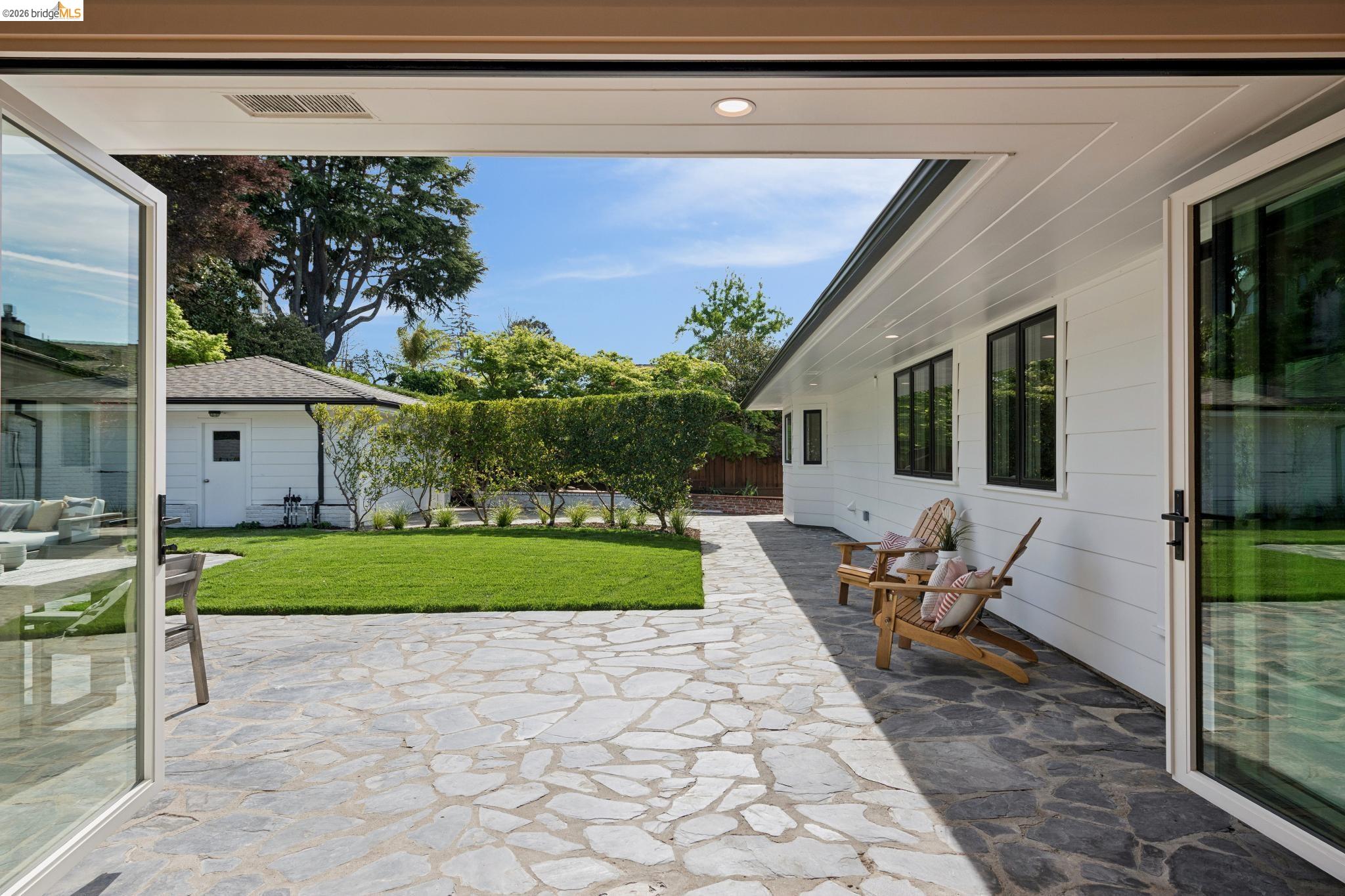 246 Pershing Dr