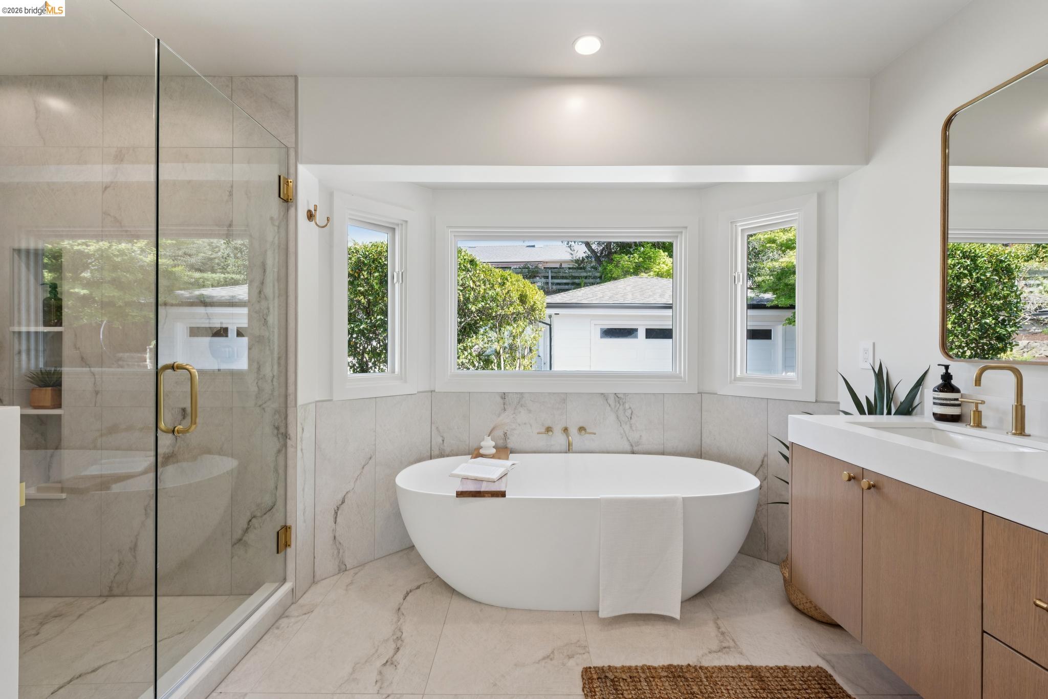 246 Pershing Dr