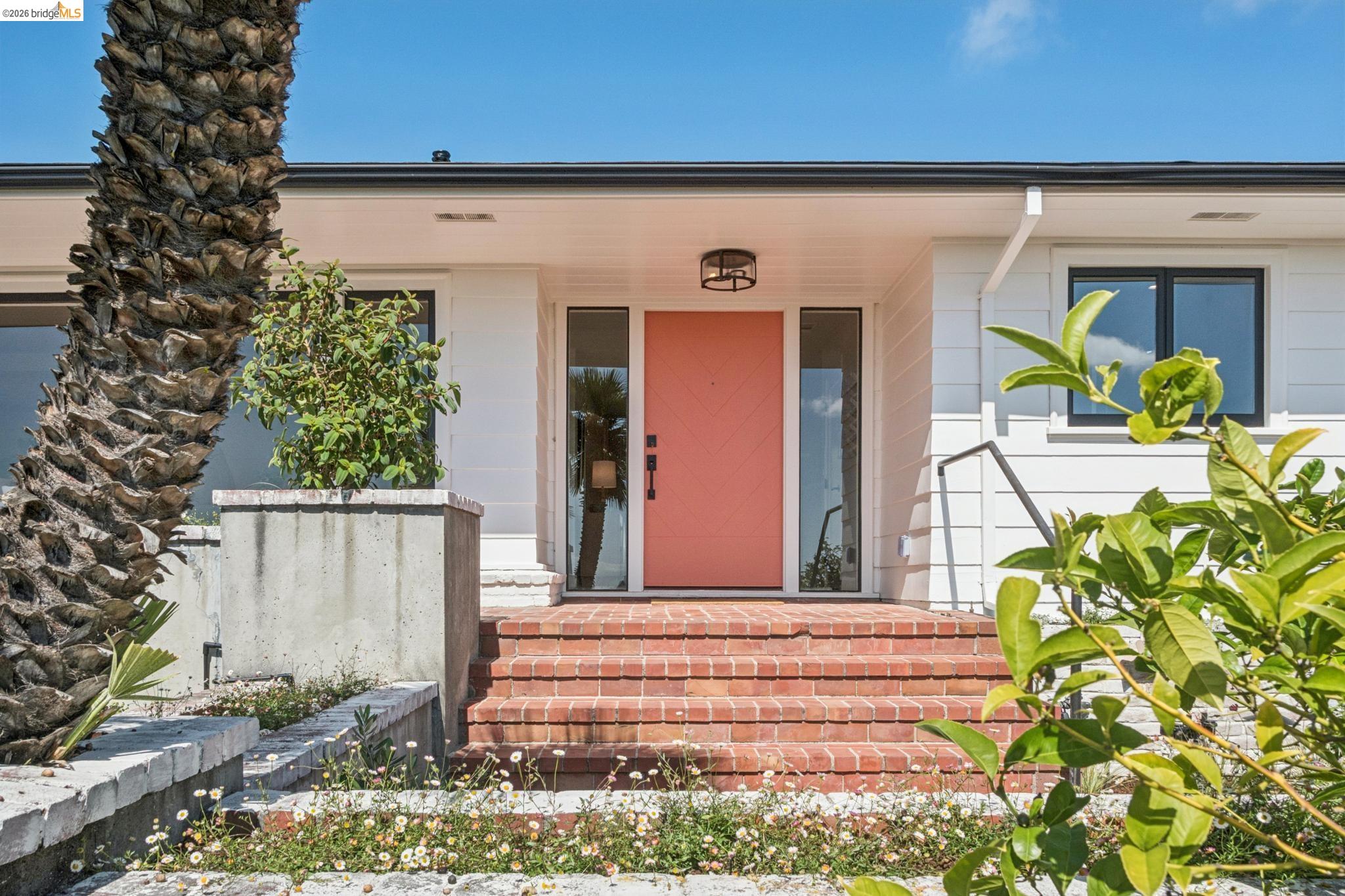 246 Pershing Dr