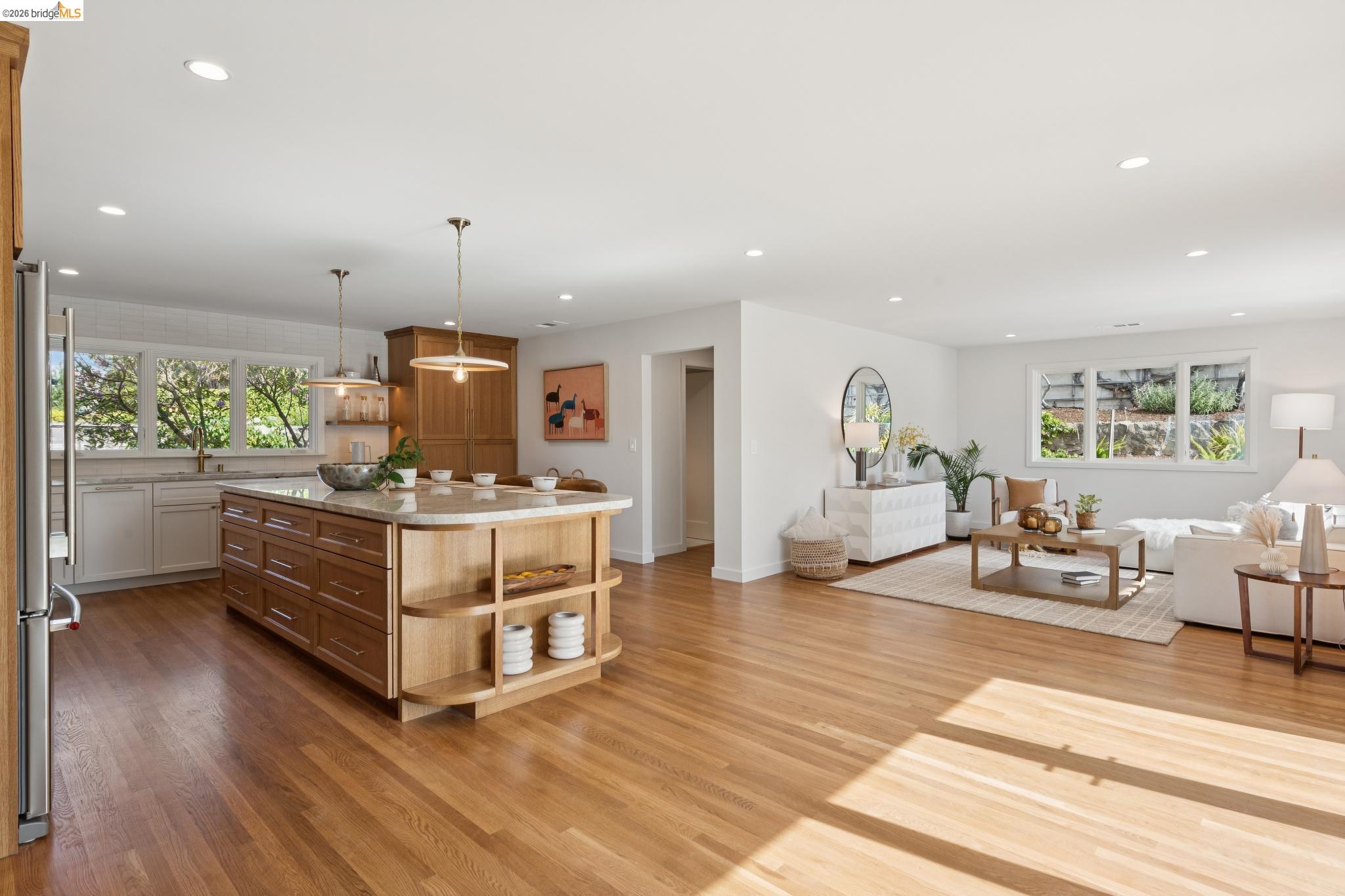 246 Pershing Dr