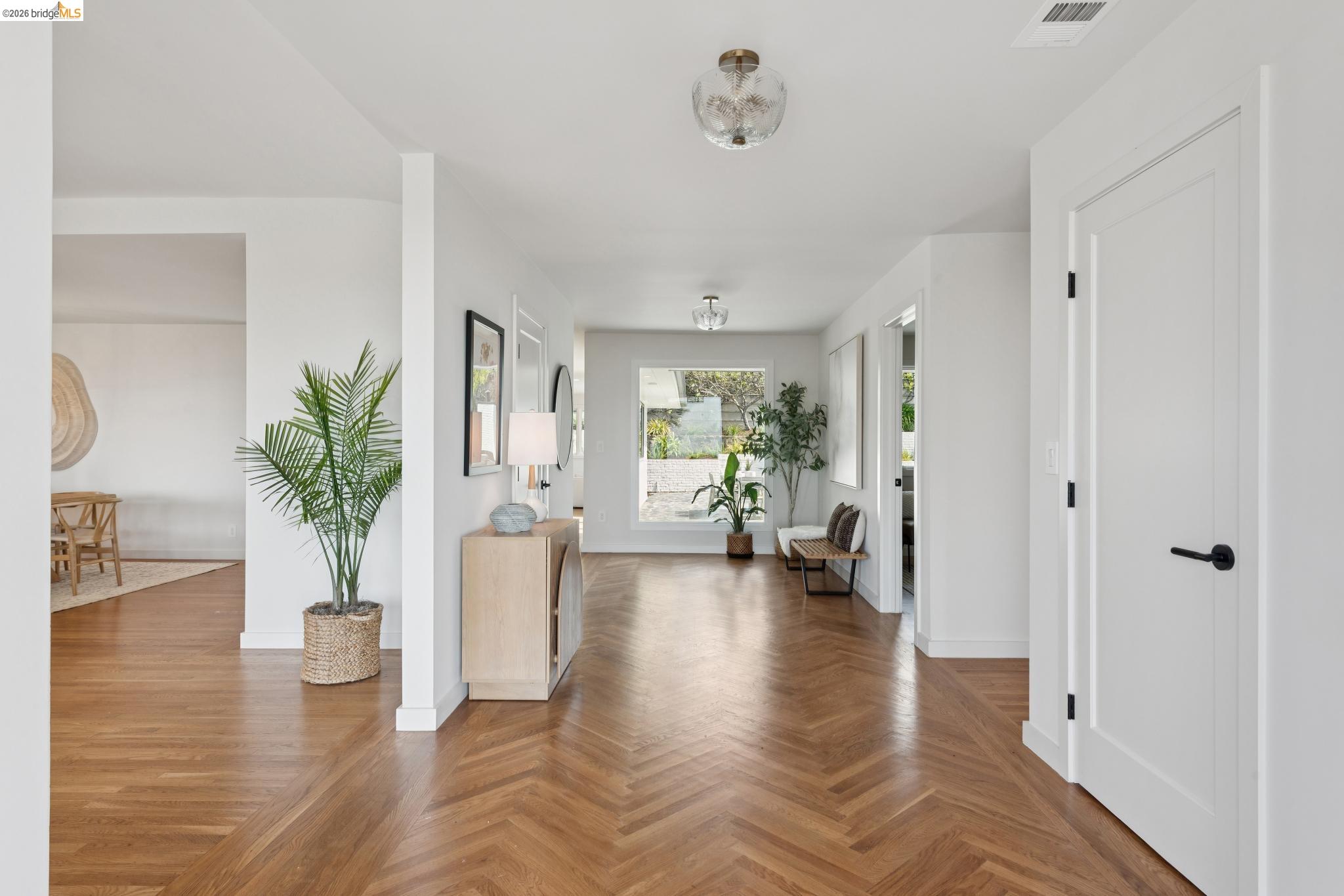 246 Pershing Dr