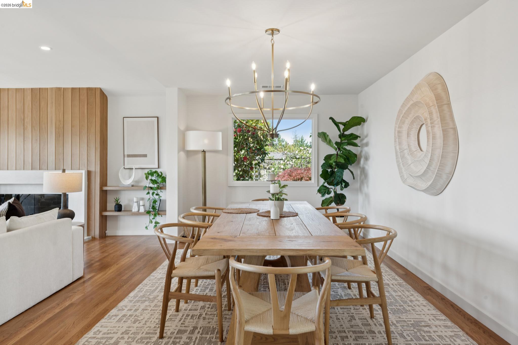 246 Pershing Dr
