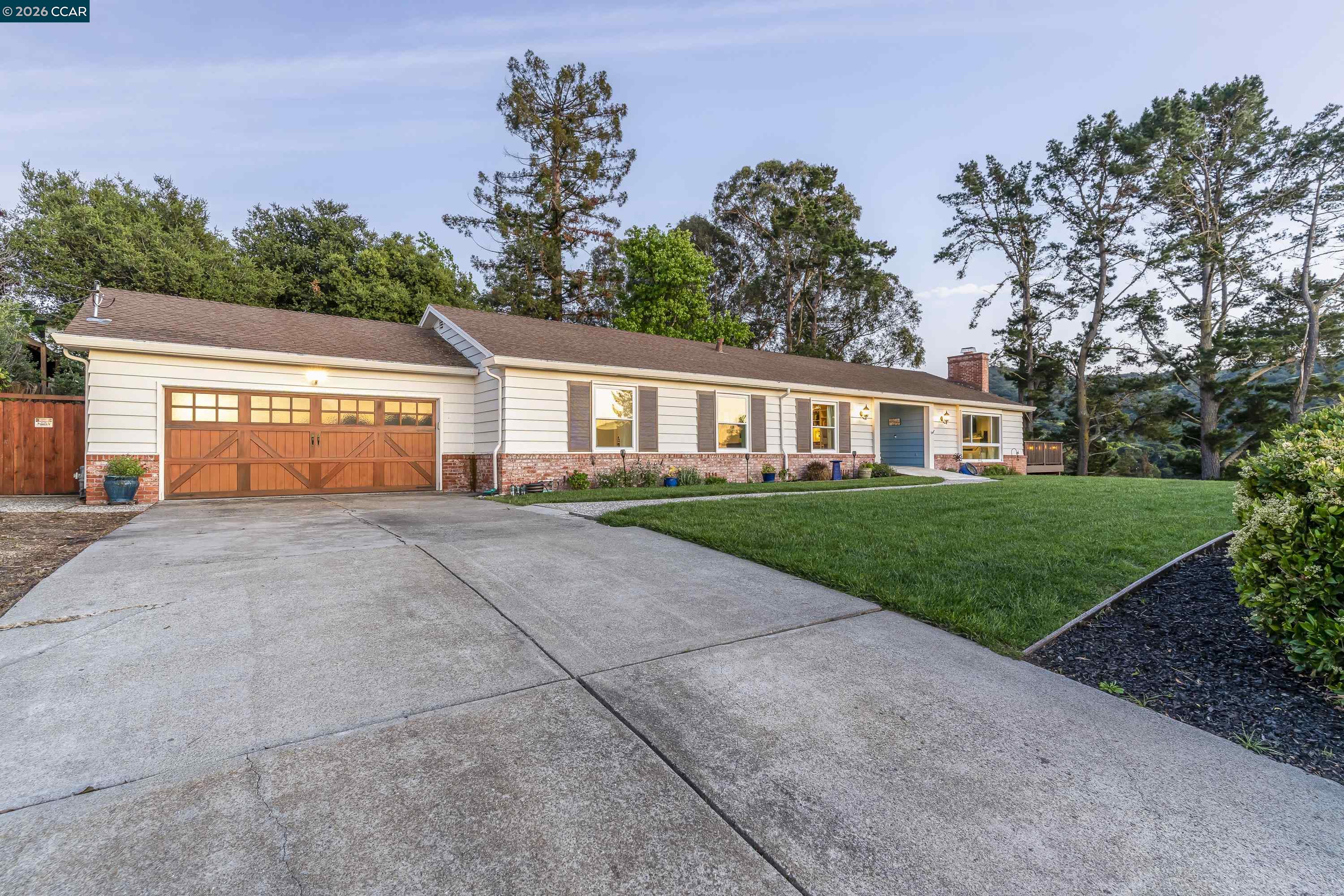 73 Pine Hill Dr