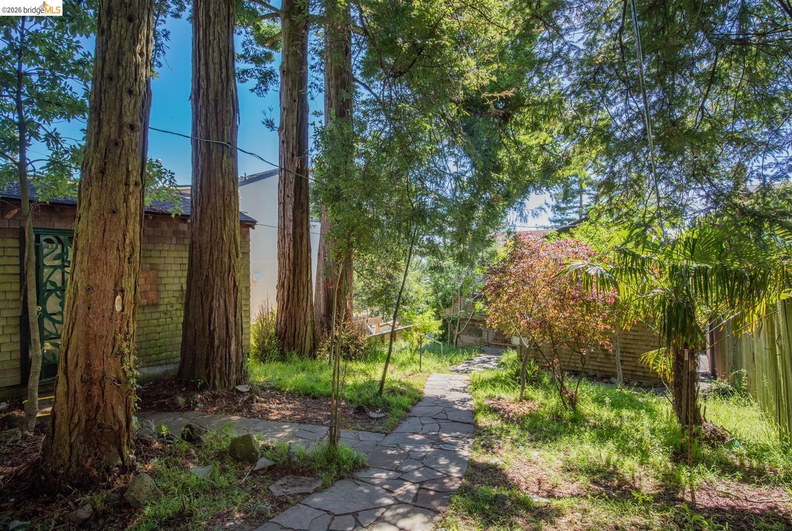 870 Keeler Ave
