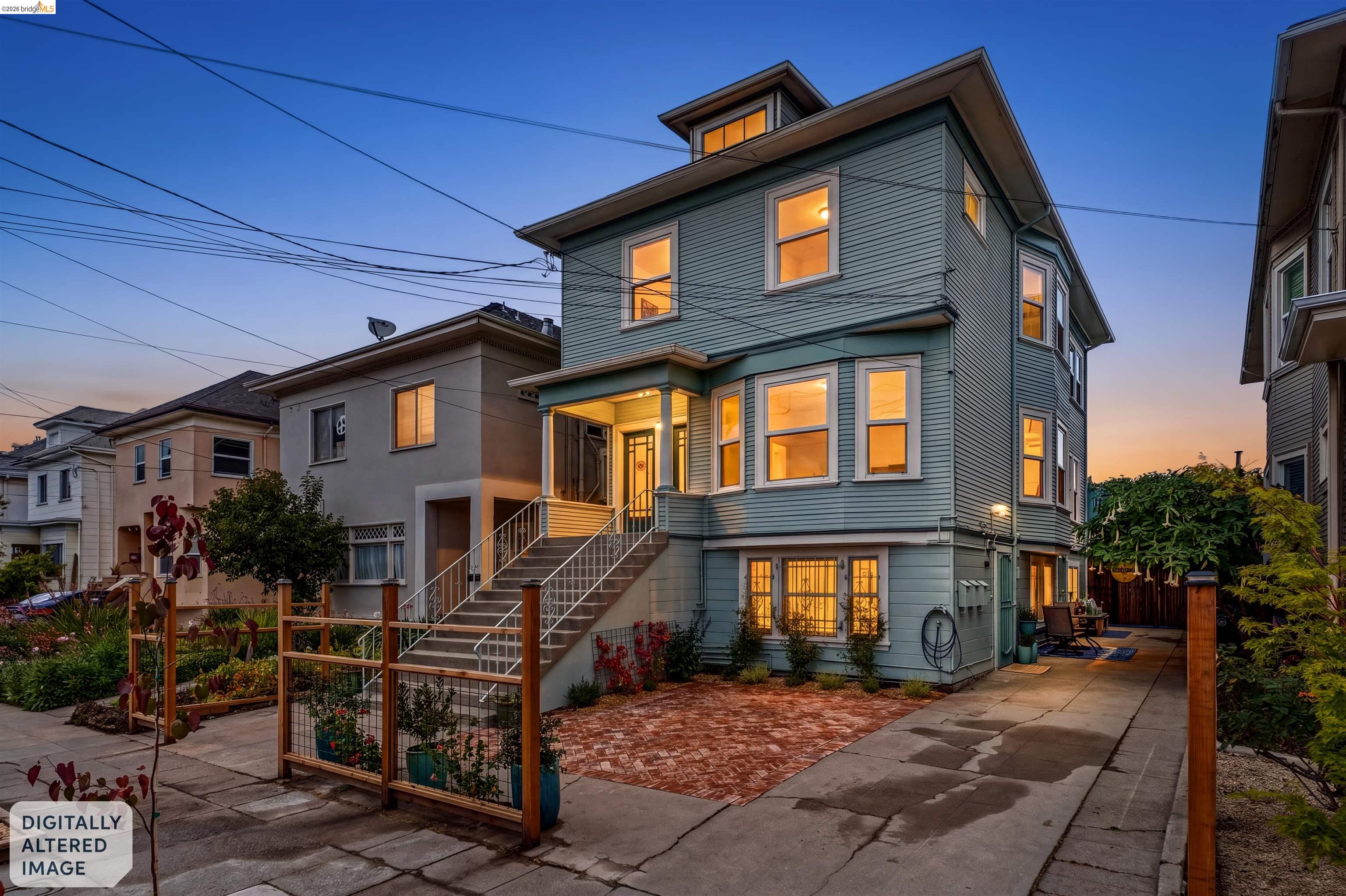 532 42nd St