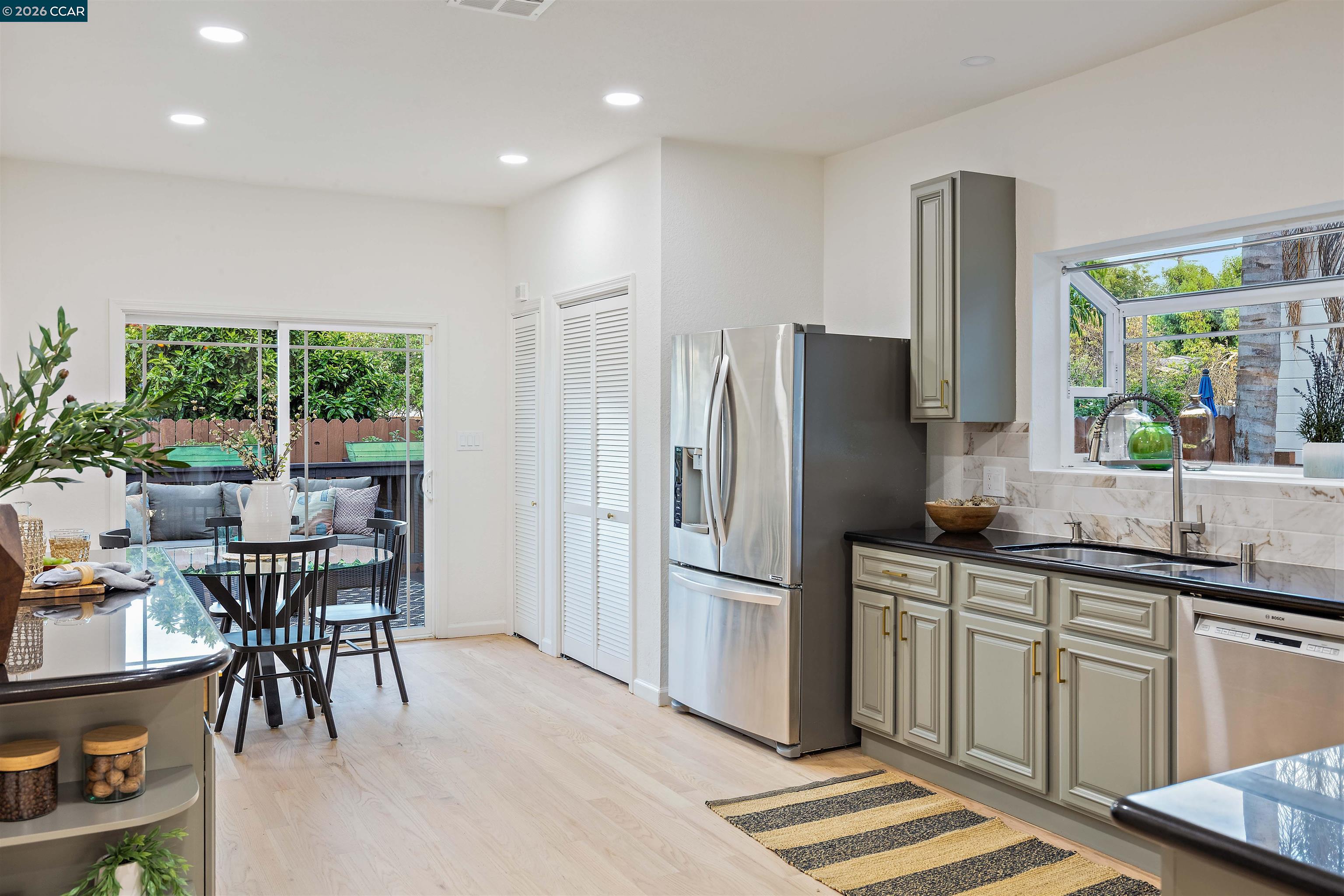 3131 Mabel St