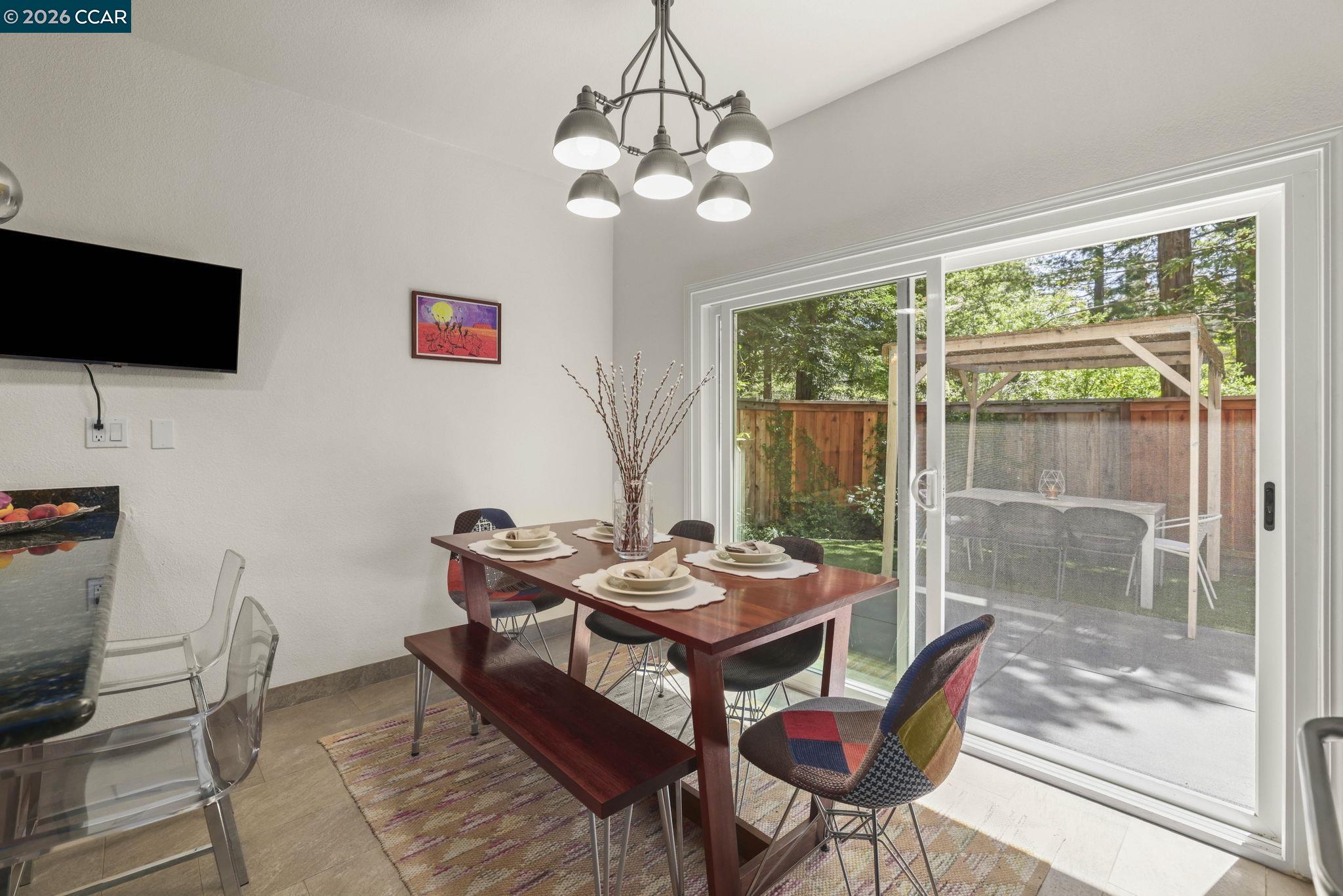 111 Woodvalley Ct