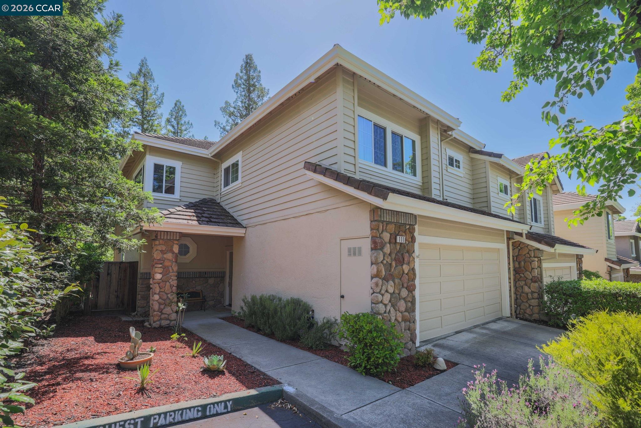 111 Woodvalley Ct